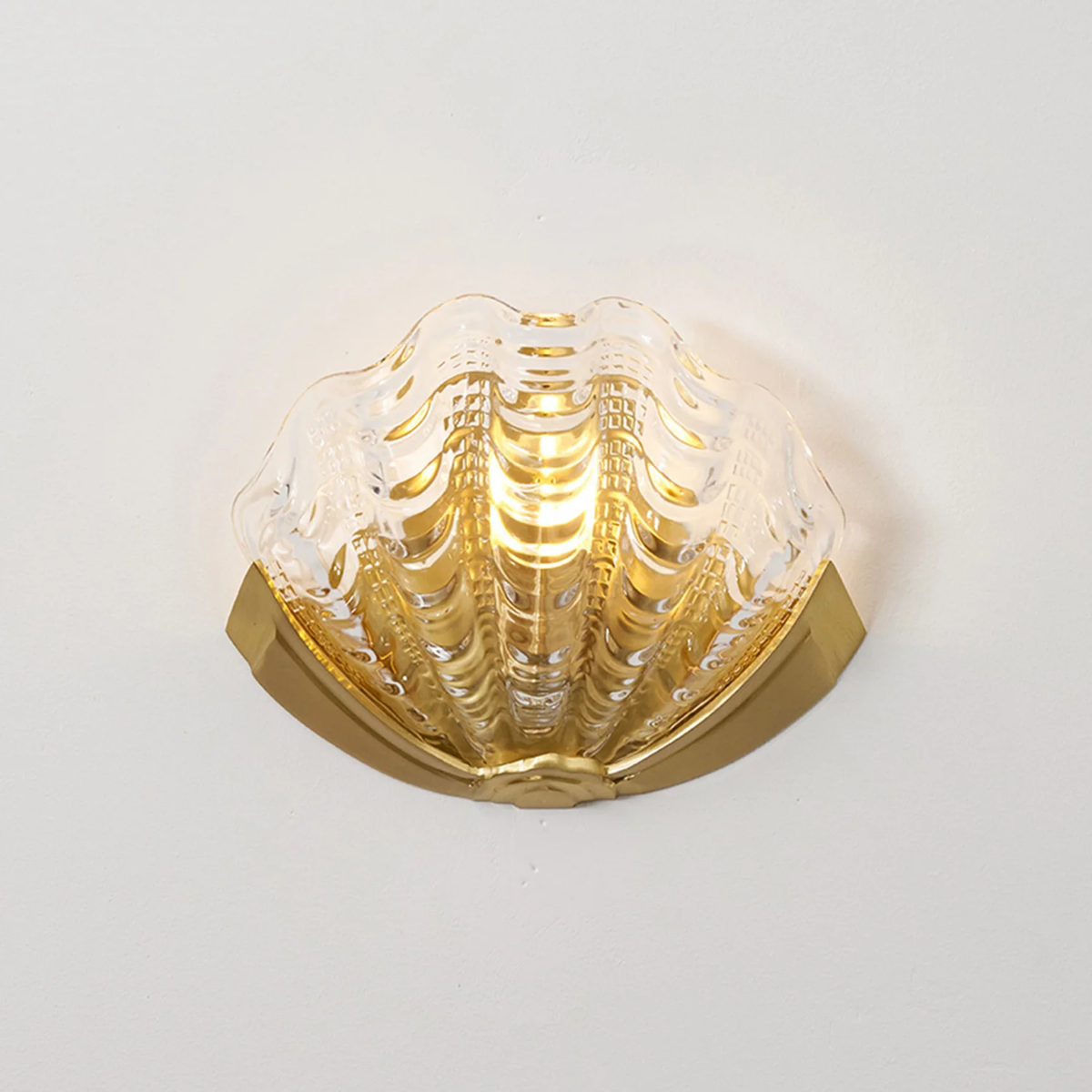 Nerelle Scalloped Glass Wall Sconce