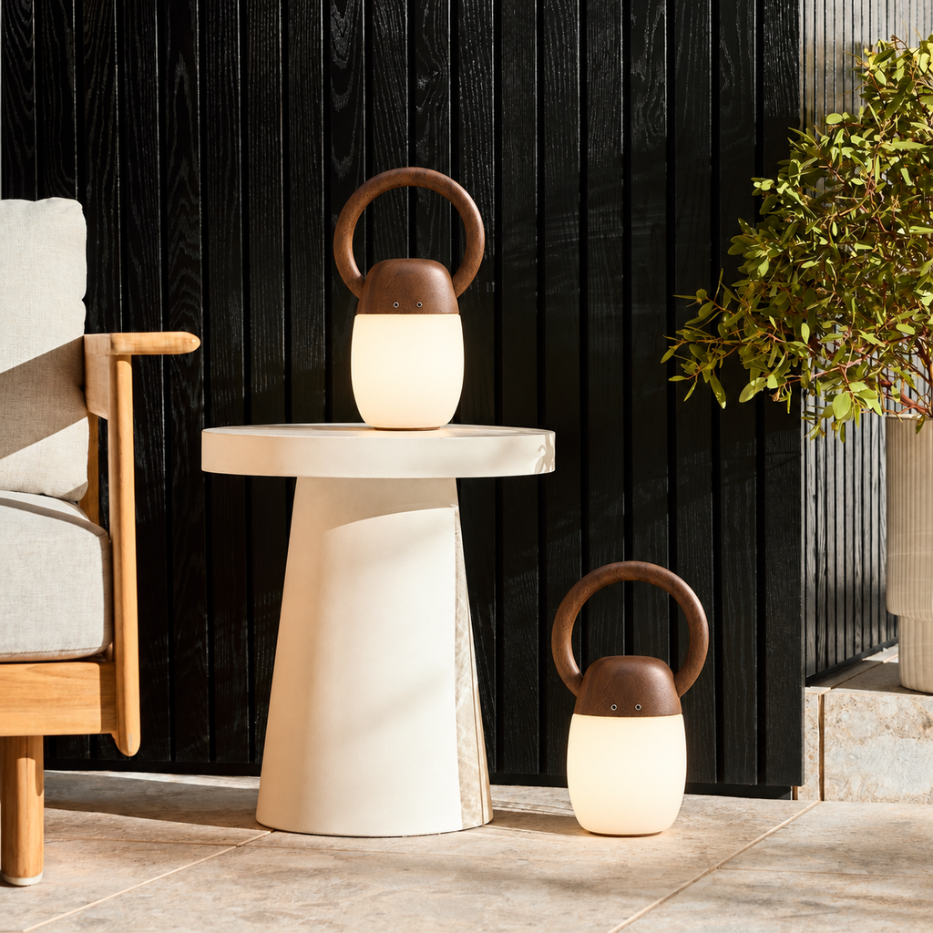 Serene Statue Table Lamp