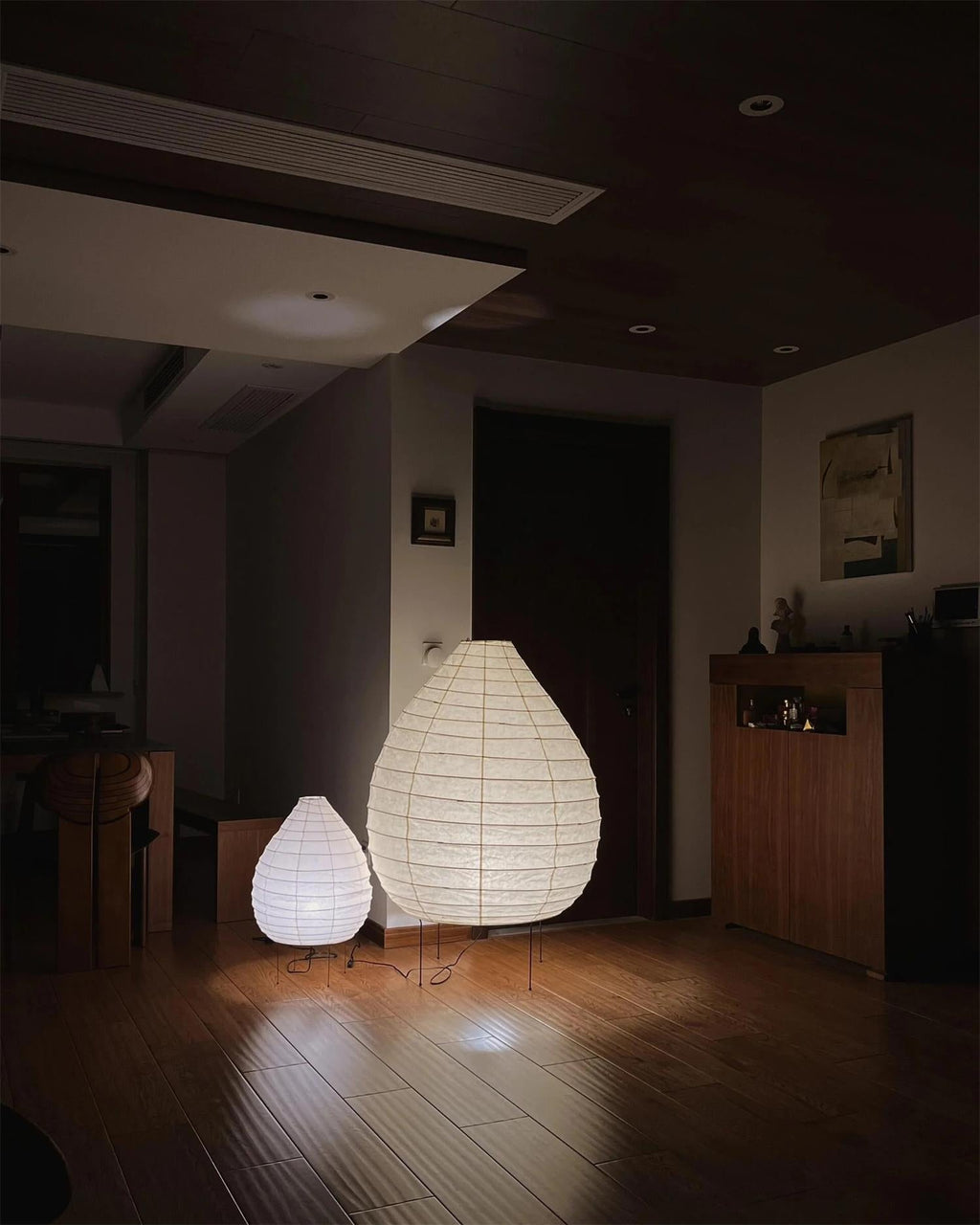 Rice Paper Floor Lamp R9 — product view 3