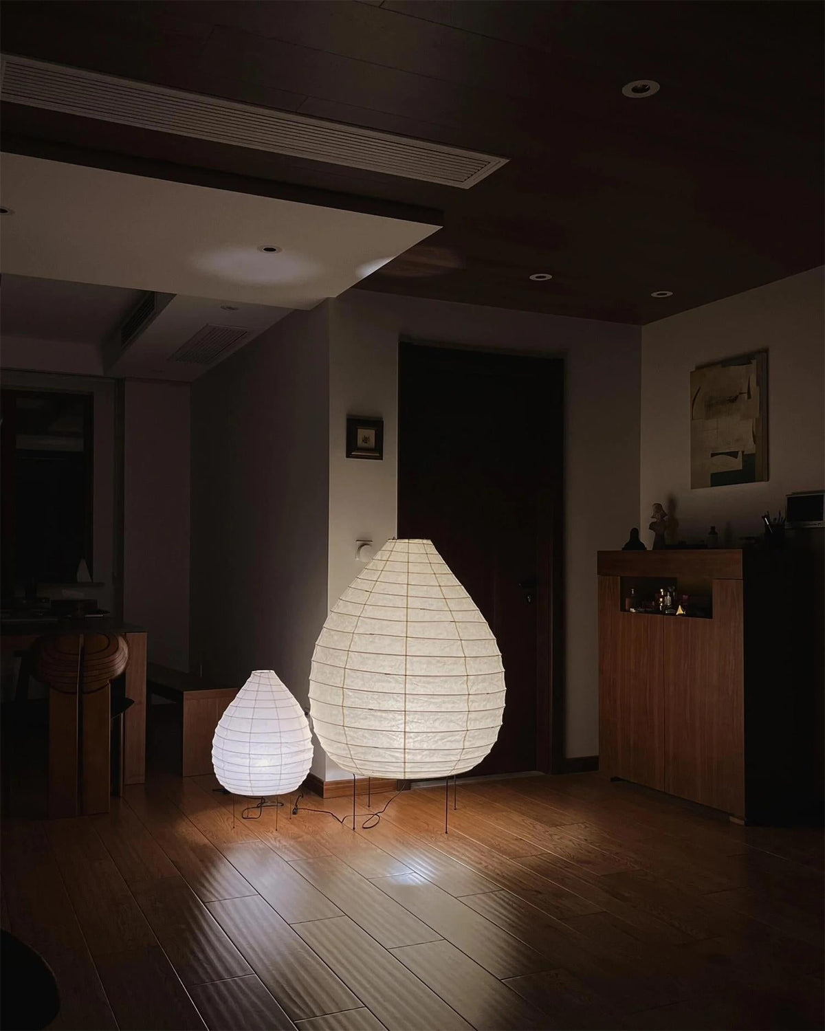 Rice Paper Floor Lamp R9 — product view 3