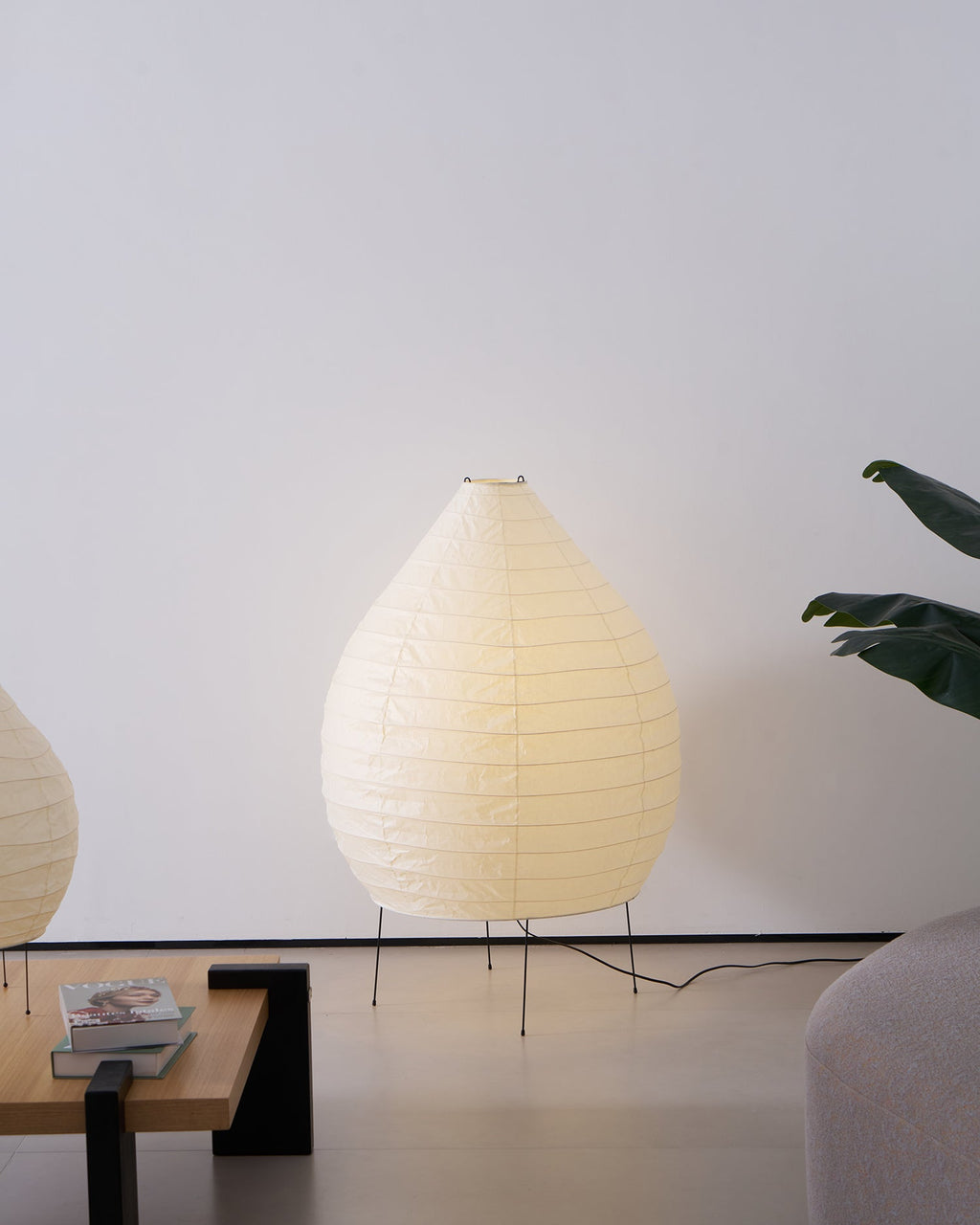 Rice Paper Floor Lamp R9 — product view 8