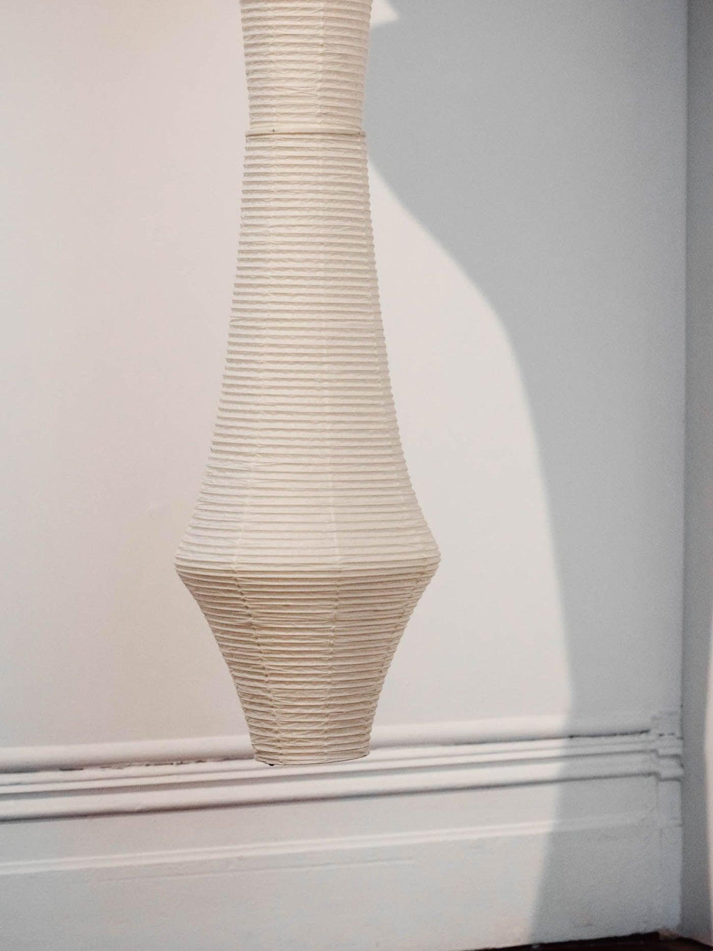 Akari E Pendant Lamp