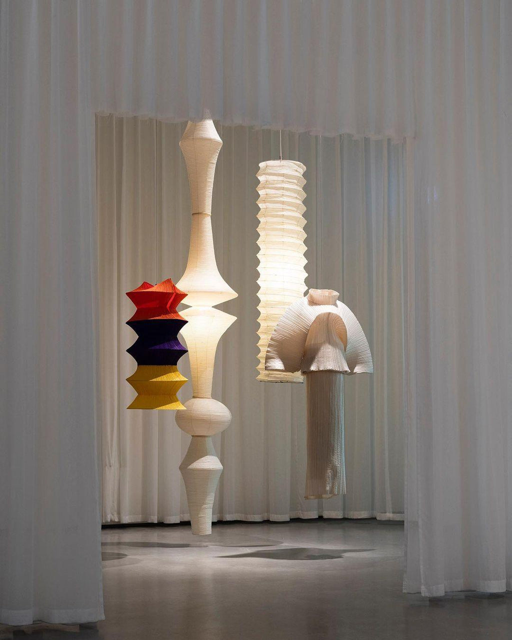 Akari E Pendant Lamp