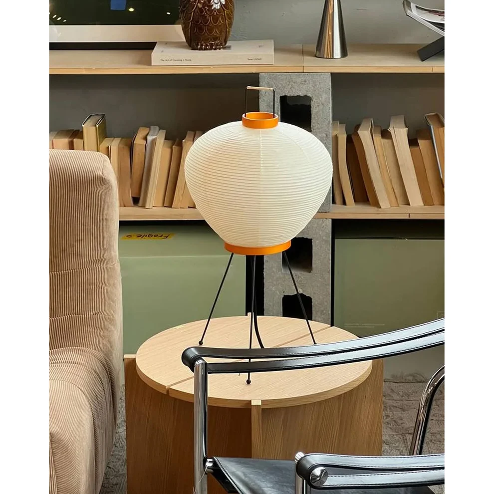Akari Model 3A Table Lamp