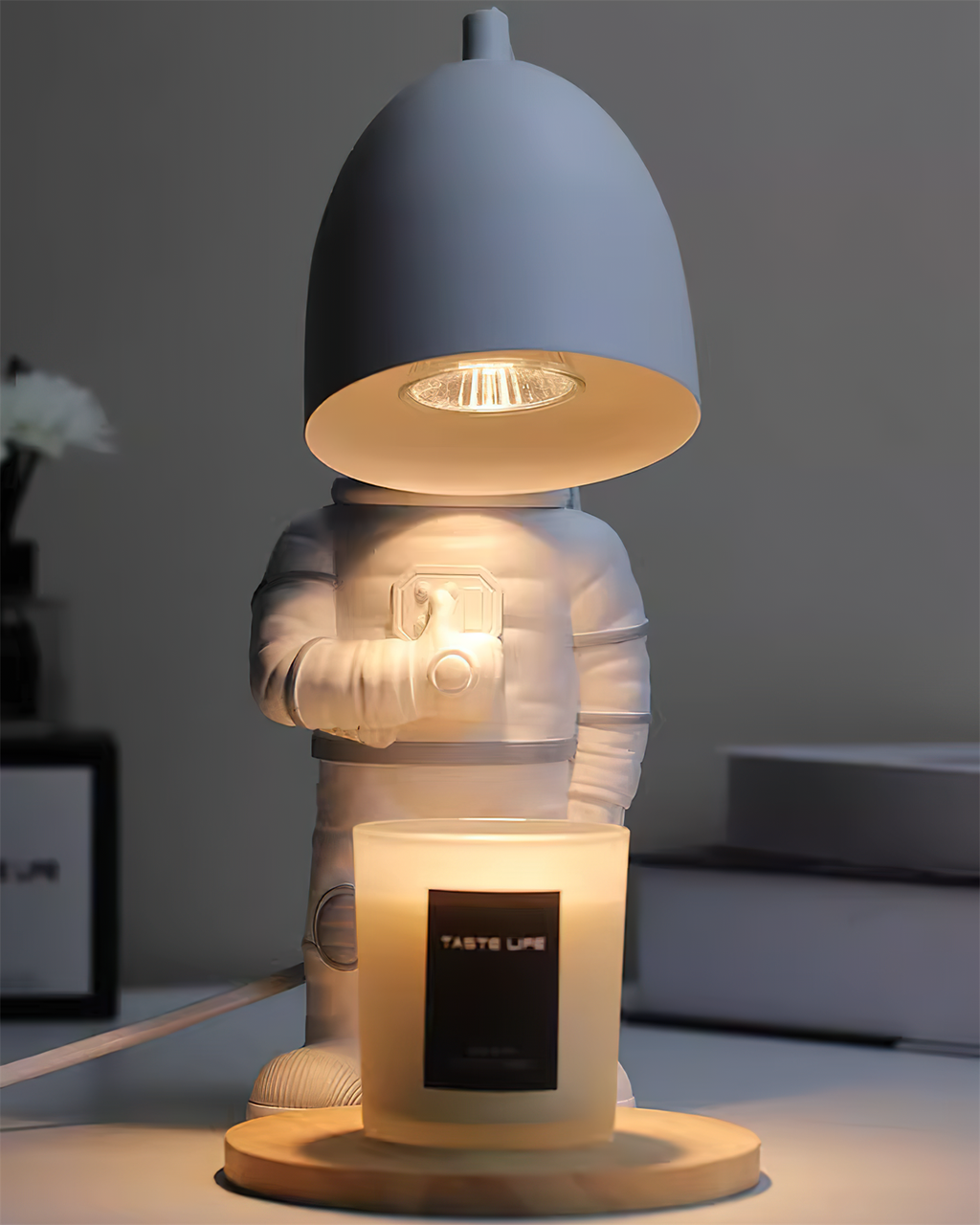Astronaut Candle Warmer Lamp — product view 7