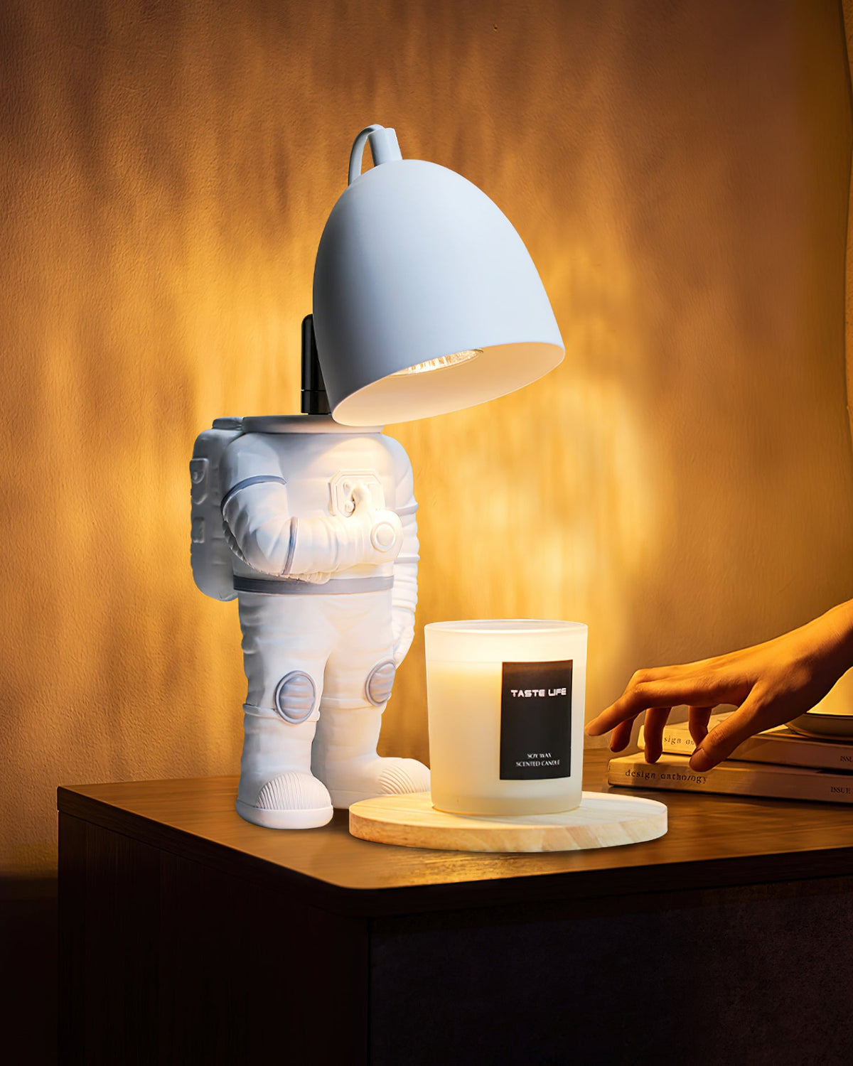 Astronaut Candle Warmer Lamp — product view 10