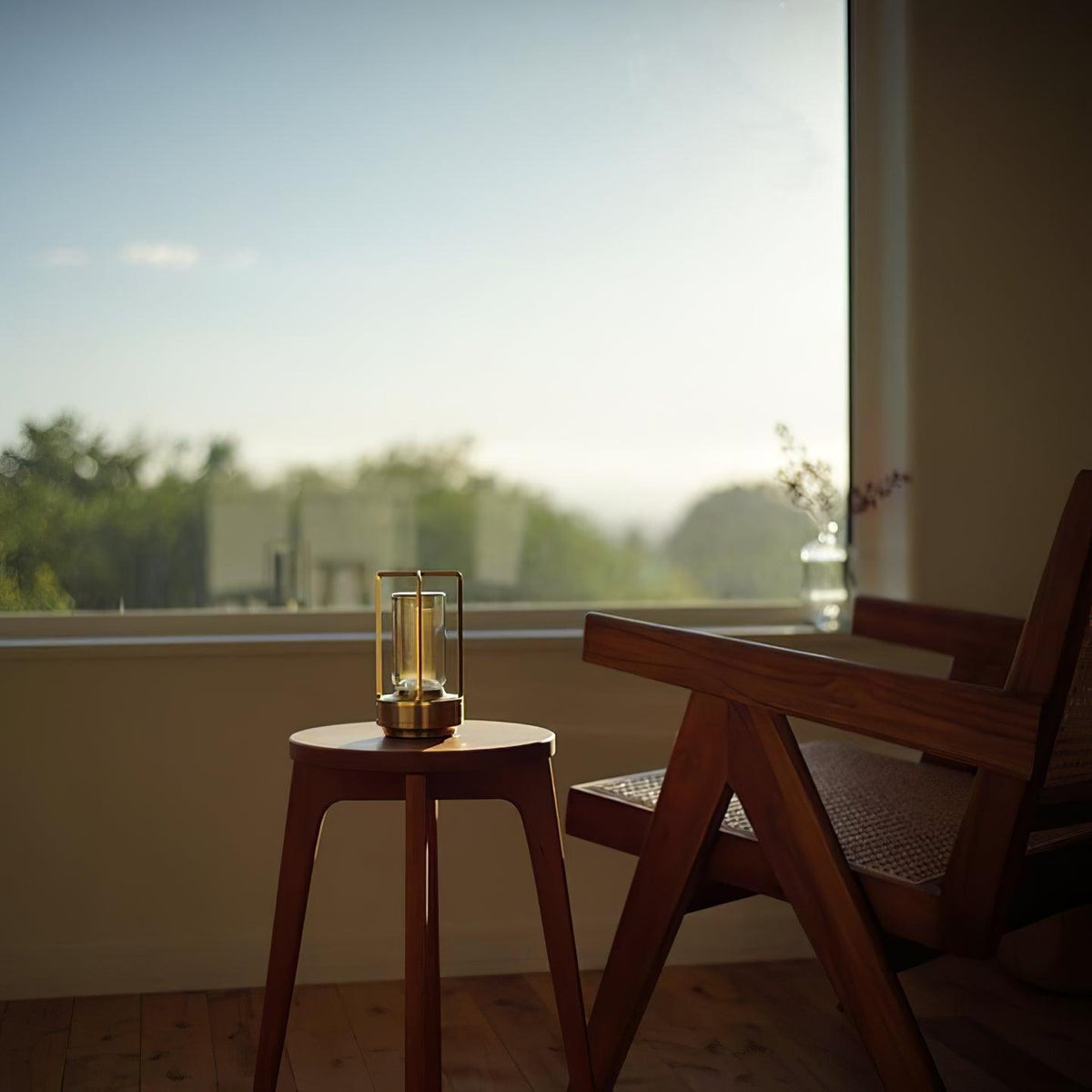 Aura Gleam Table Lamp (built-in battery) — product view 36