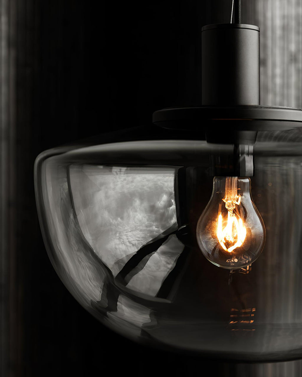 Bank Glass Pendant Lamp — product view 14