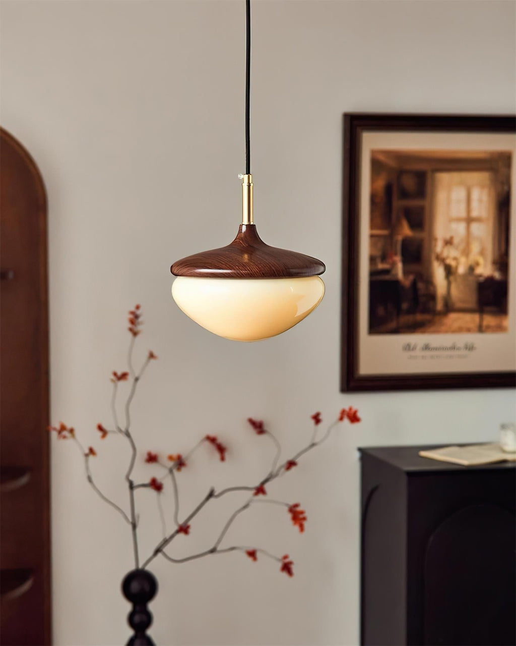 Belora Glass Pendant Lamp — product view 3