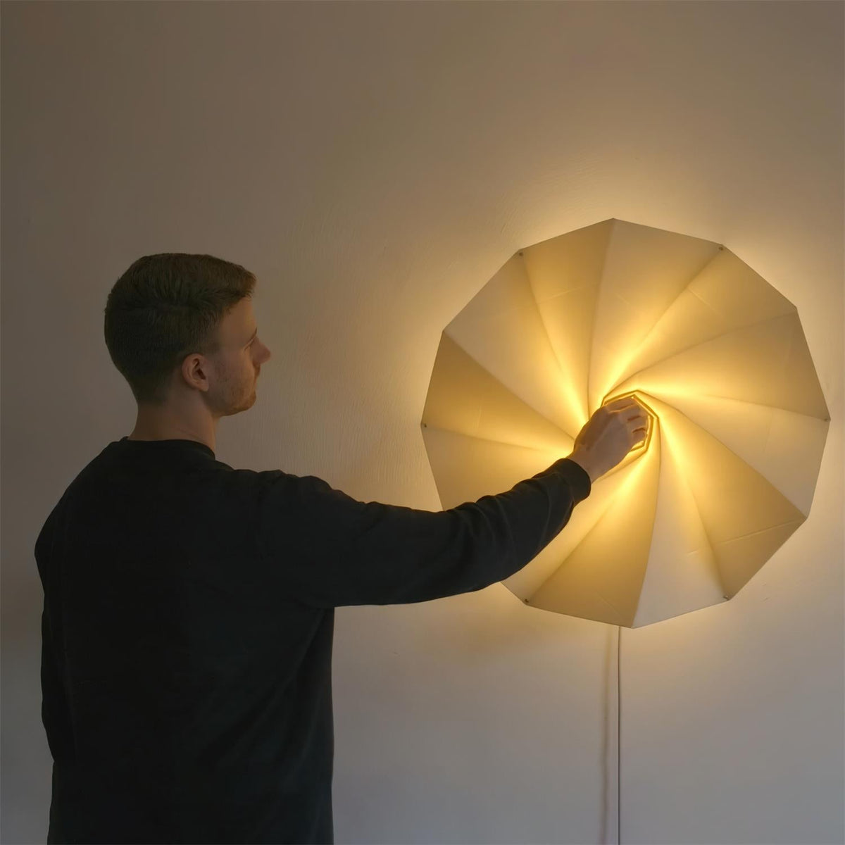 Bloom Metal Wall Lamp — product view 3