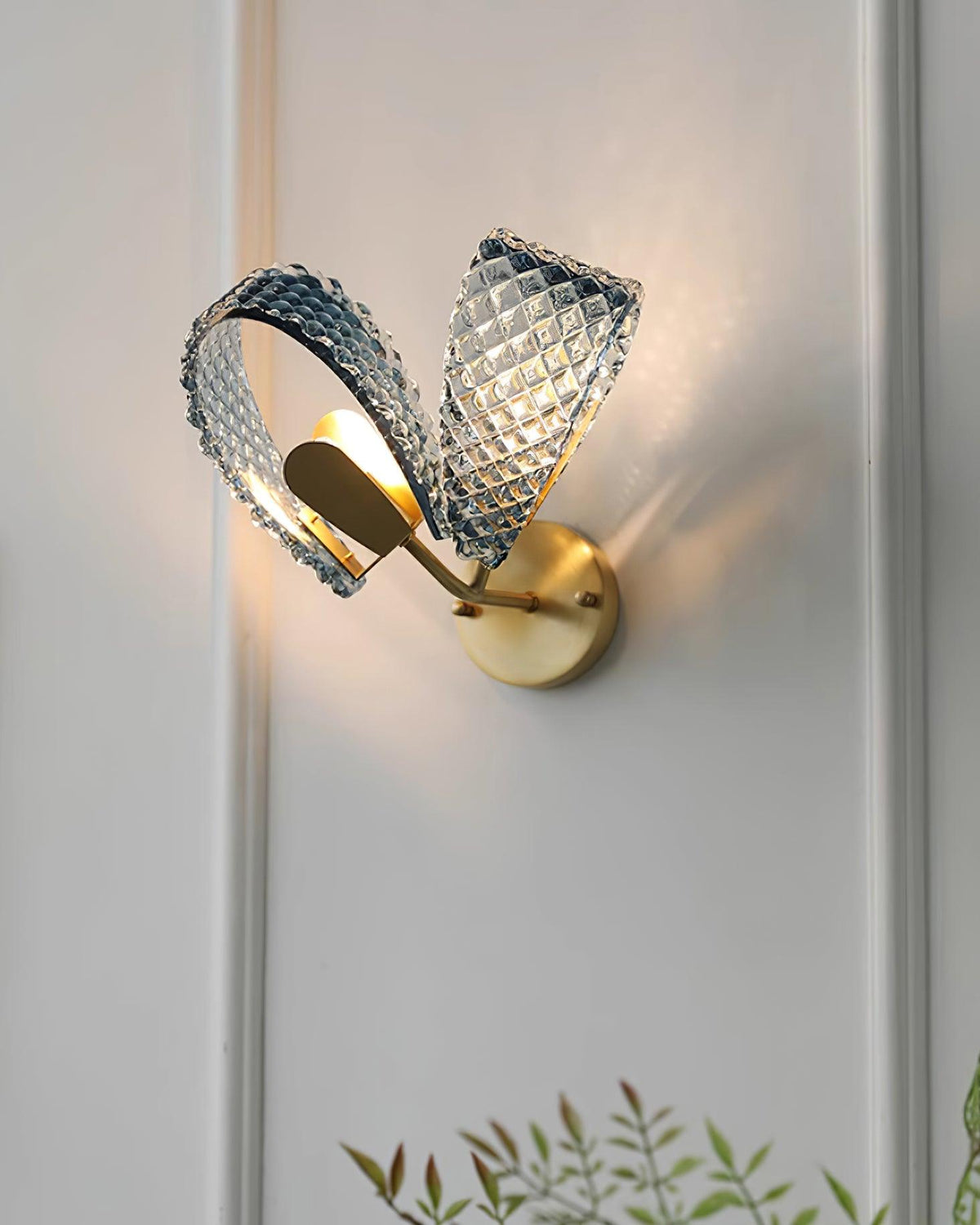 Blue Ribbon Glass Wall Lamp — product view 21