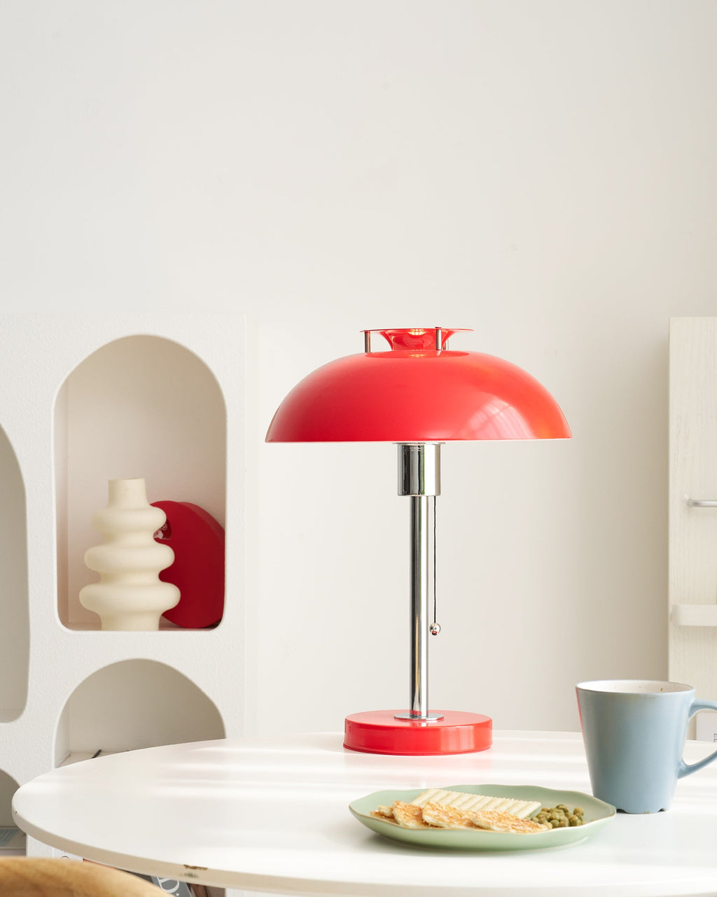 Bowie Metal Table Lamp — product view 11
