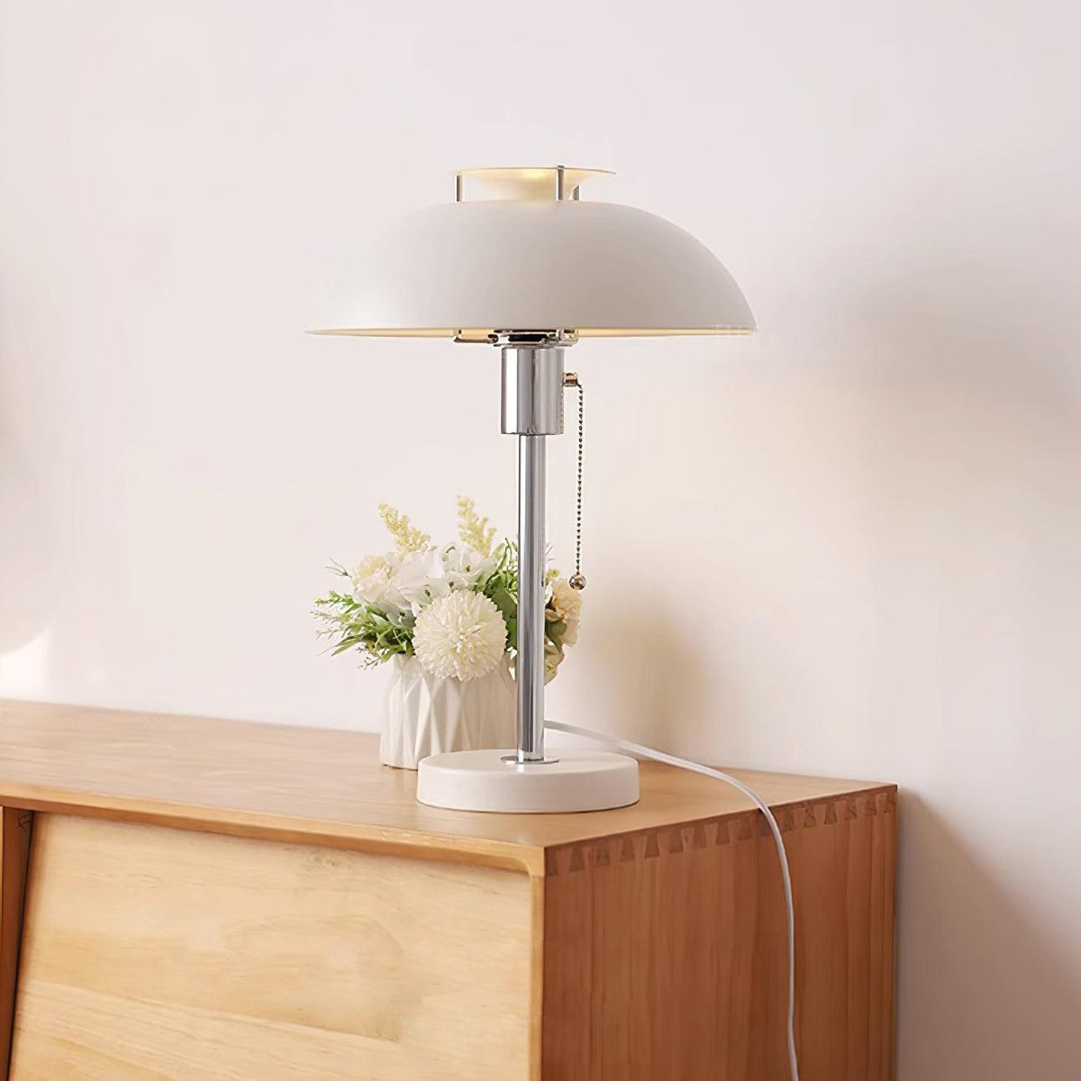 Bowie Metal Table Lamp — product view 19