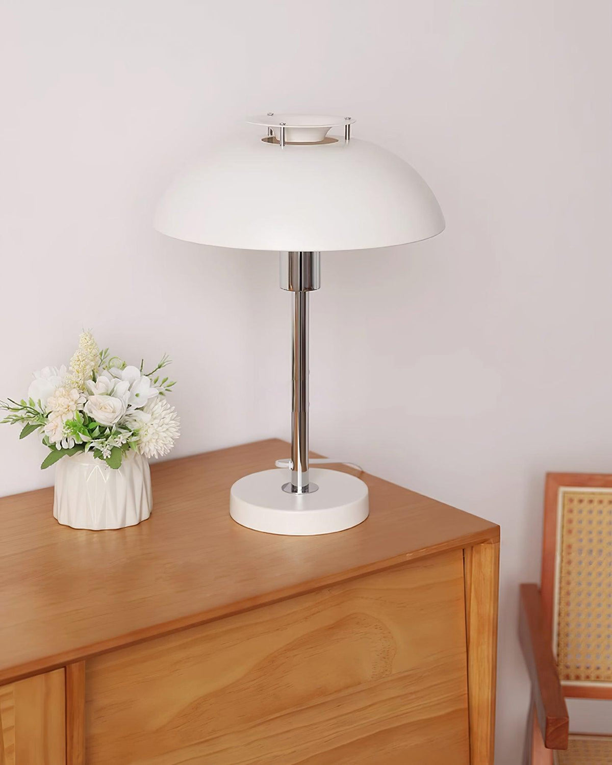Bowie Metal Table Lamp — product view 23