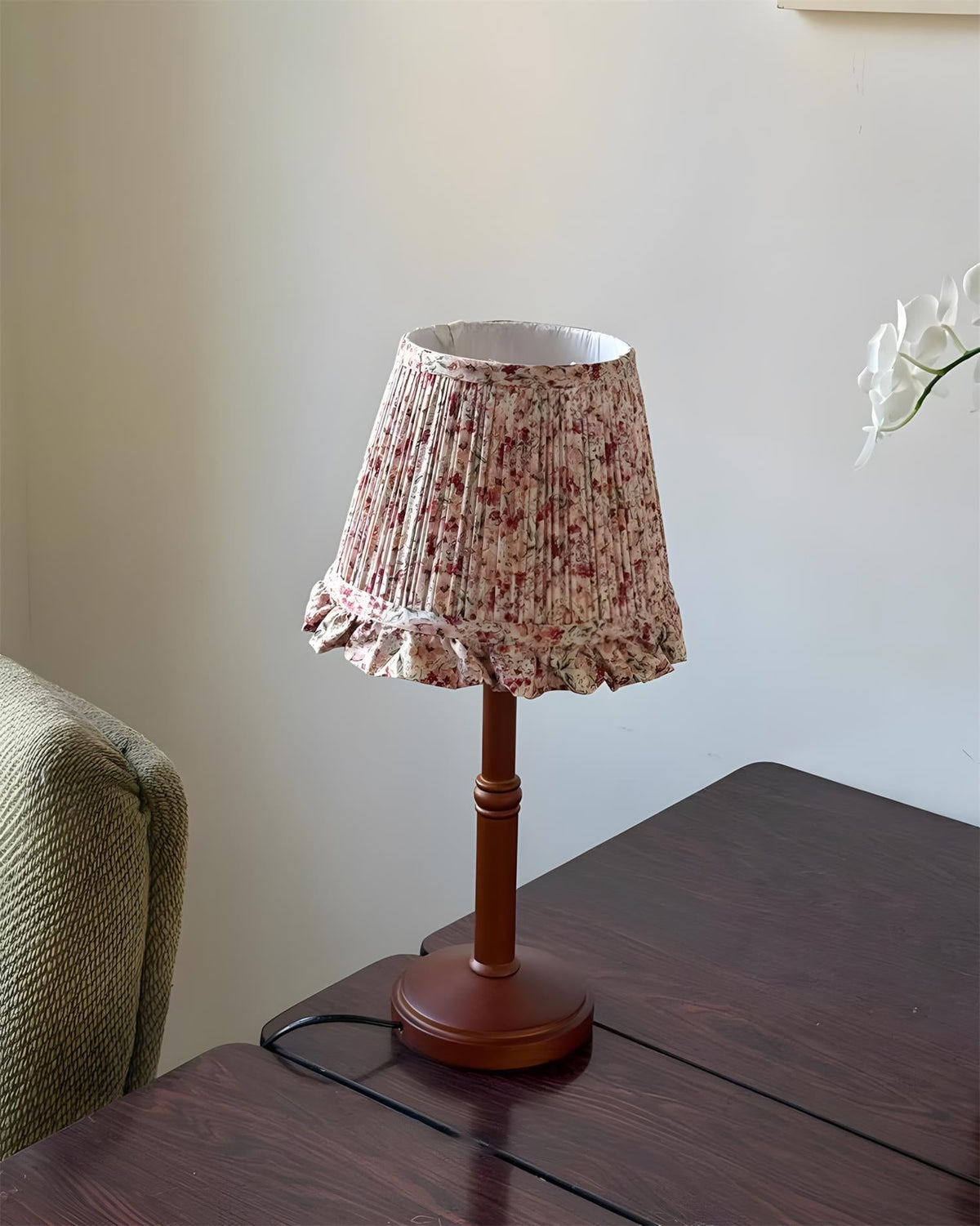 Briarfield Wood Table Lamp — product view 11
