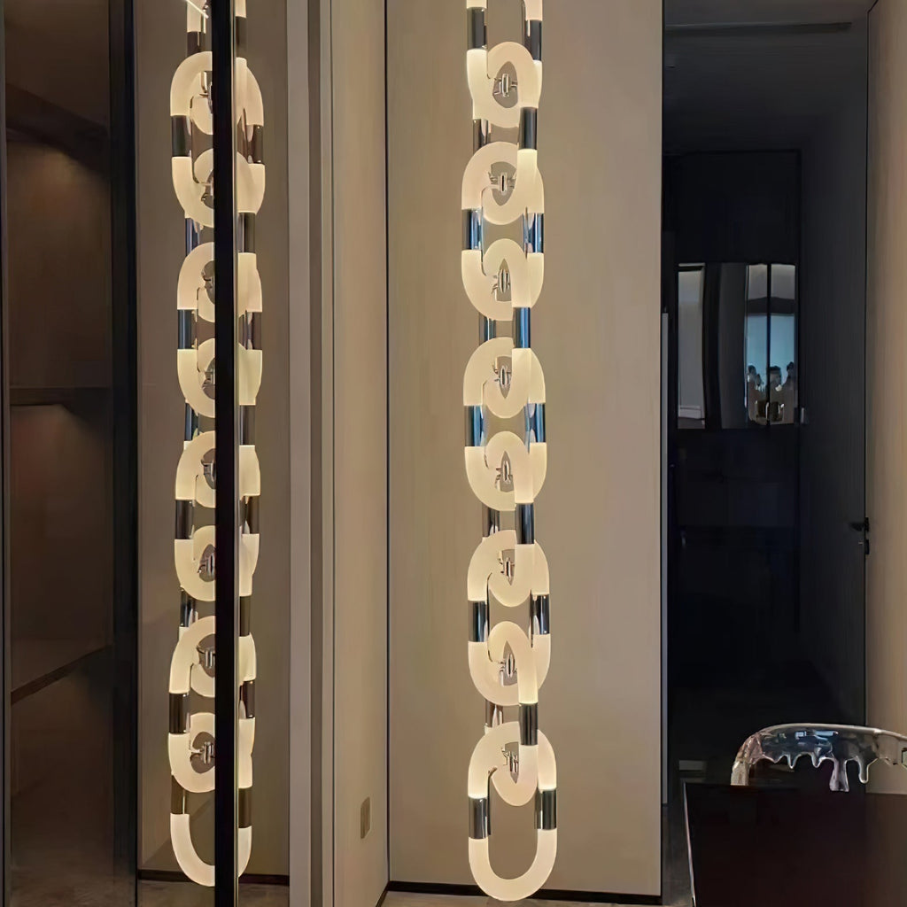Catena Chain Acrylic Pendant Lamp — product view 4