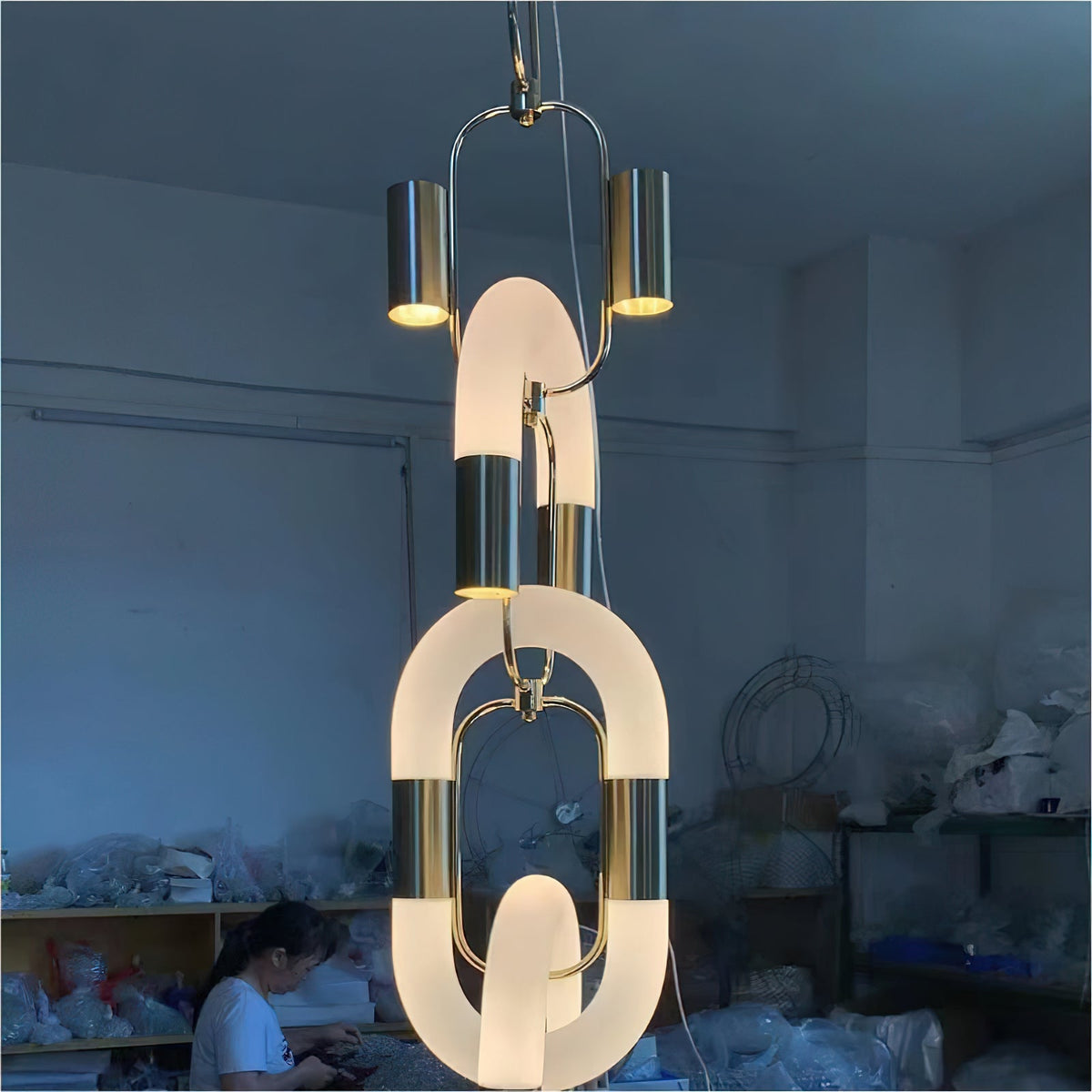 Catena Chain Acrylic Pendant Lamp — product view 11