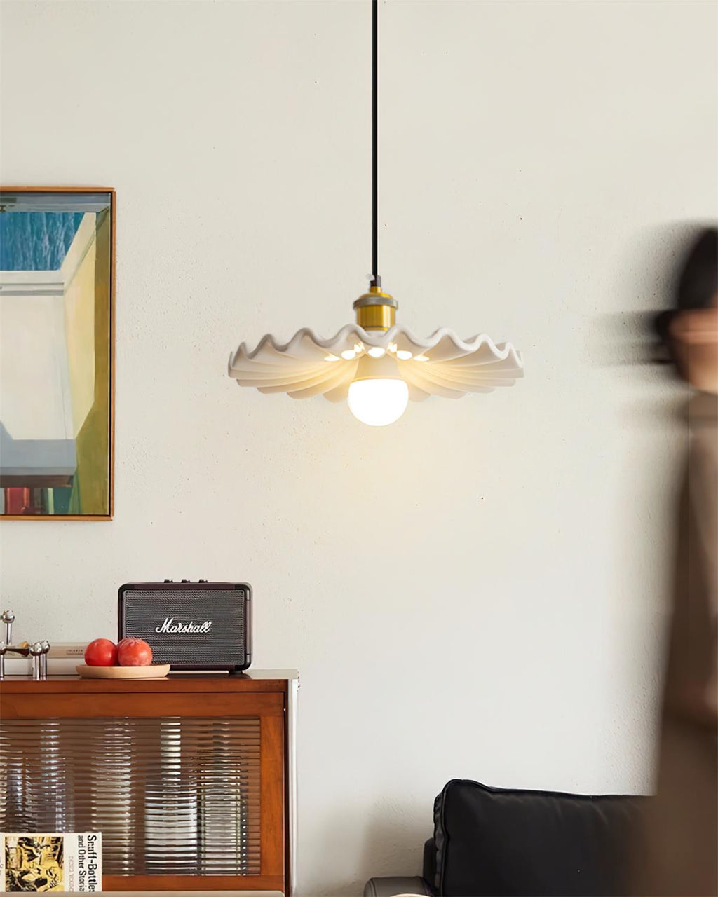 Corolla Metal Pendant Lamp — product view 3