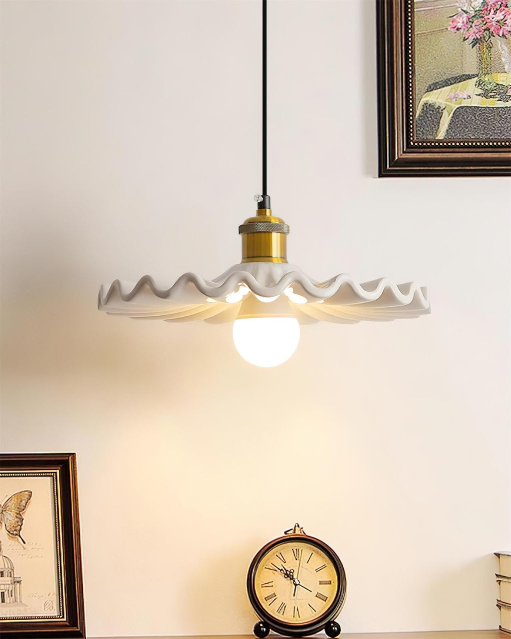 Corolla Metal Pendant Lamp — product view 7
