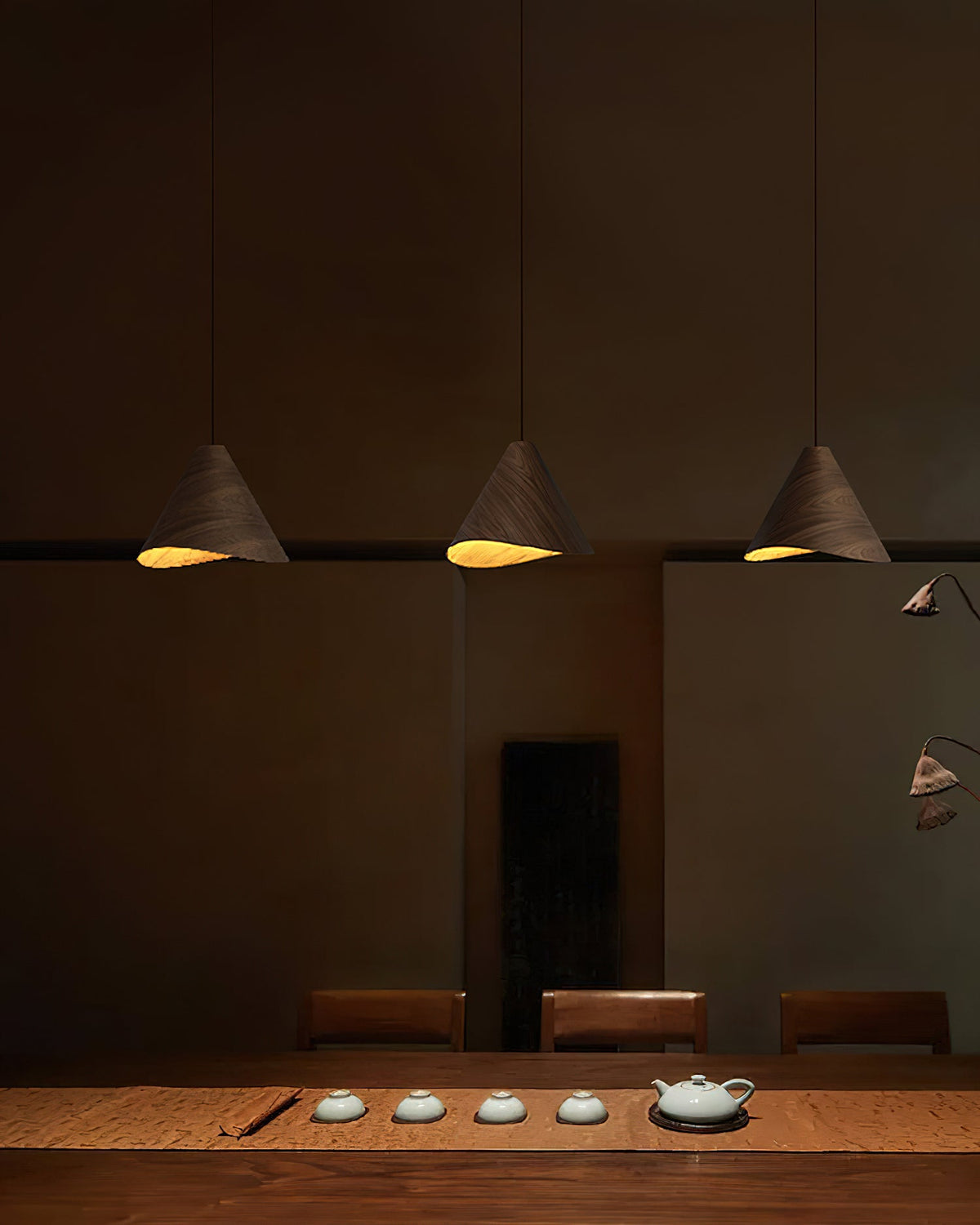 Elmira Wood Pendant Lamp — product view 2