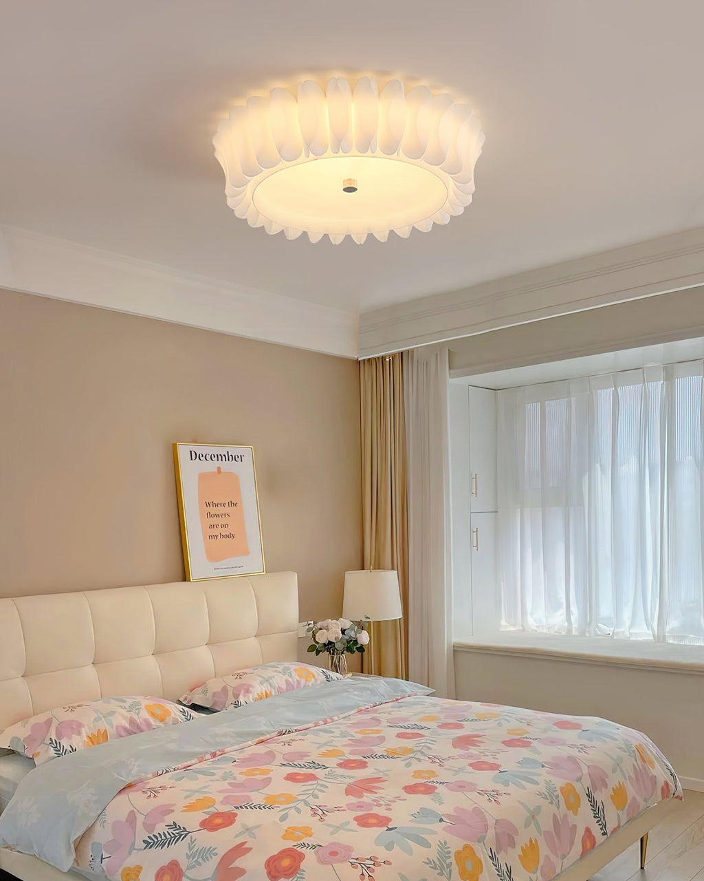 Figura Metal Ceiling Light — product view 11