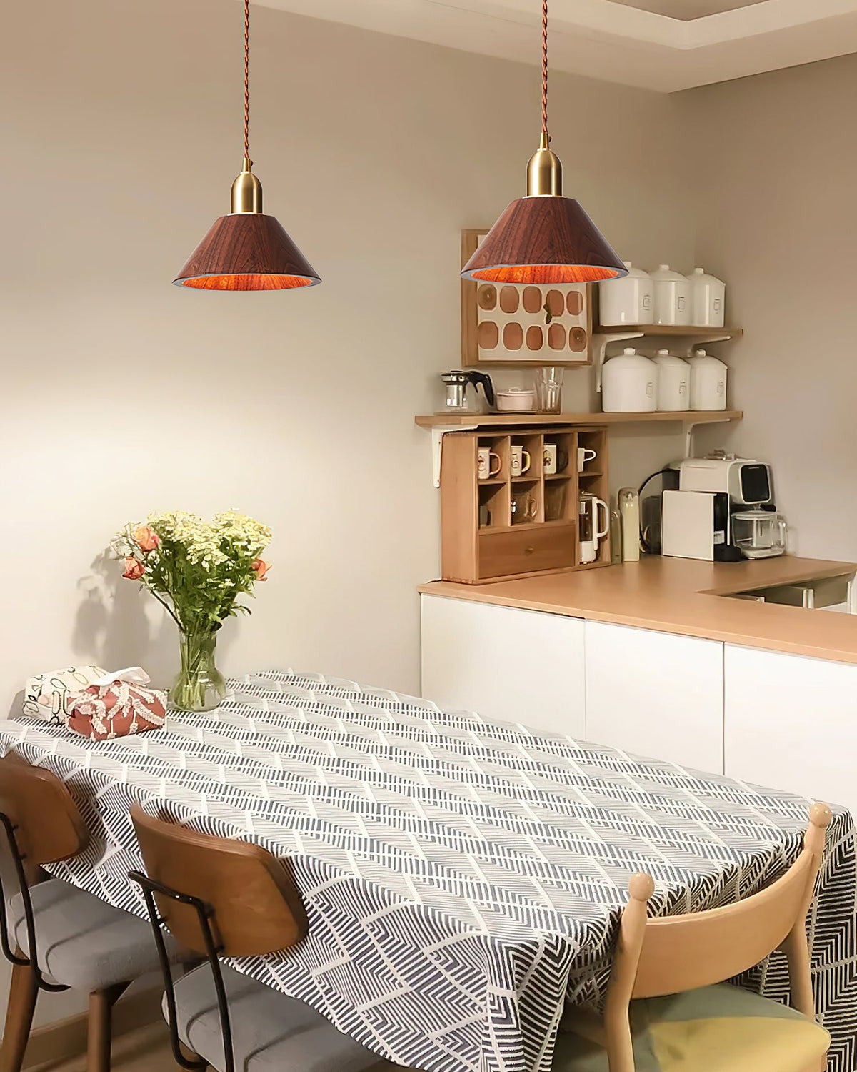 Rosie Wood Pendant Lamp — product view 3