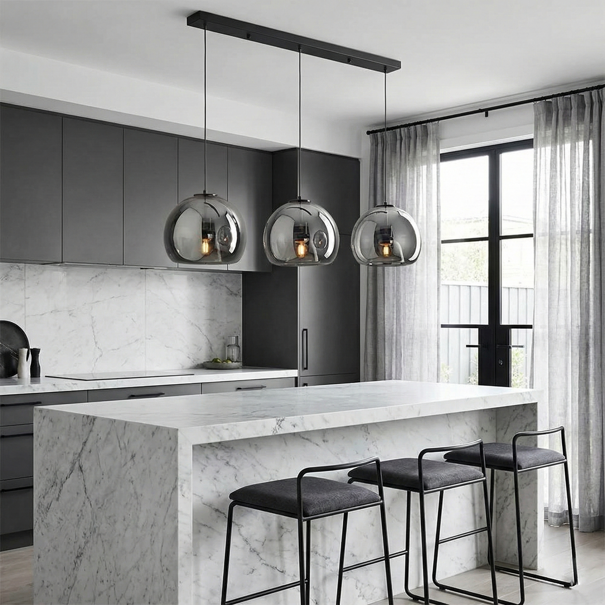 Sedona Glass Pendant Lamp — product view 13