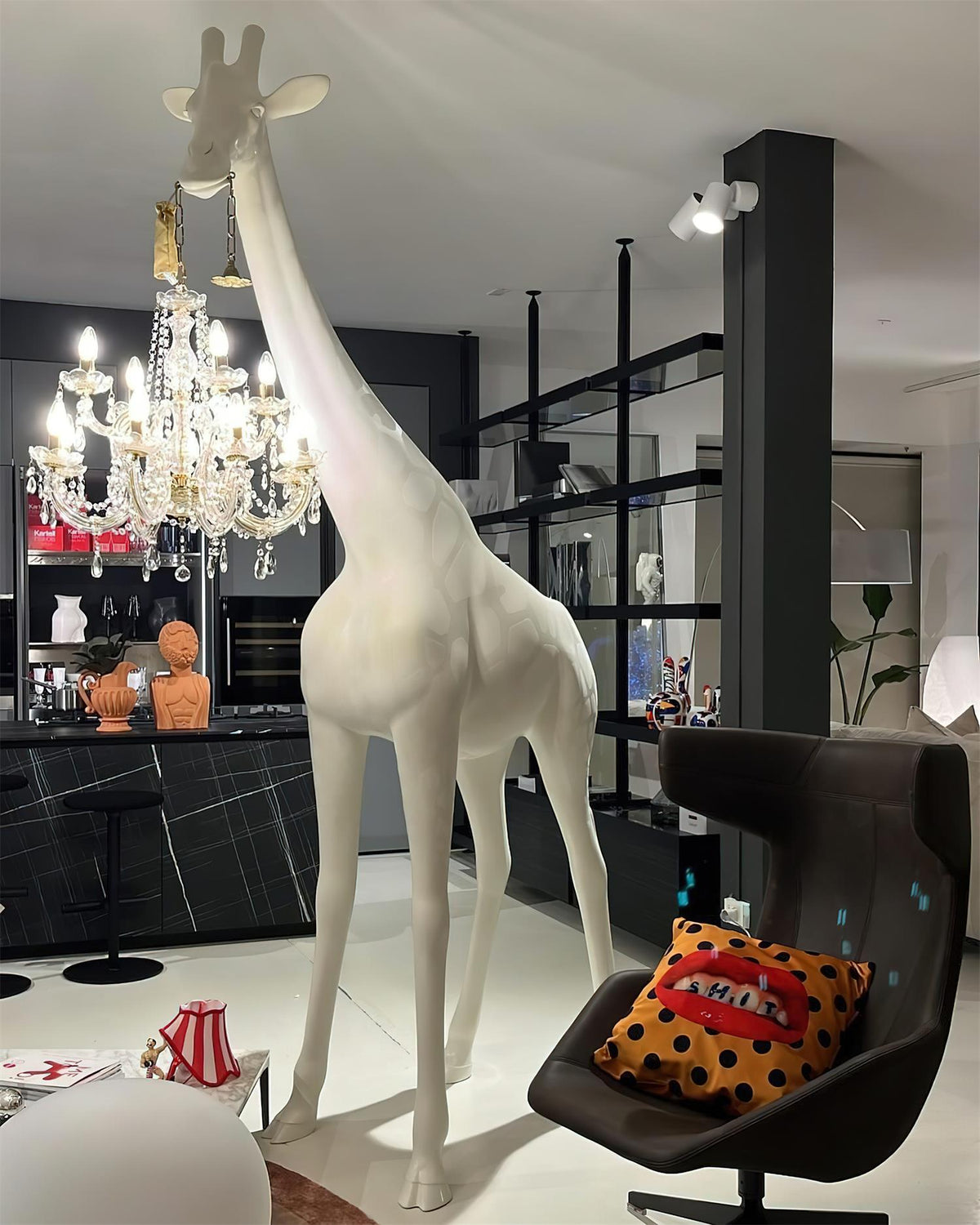 Giraffe Sculpture Metal Floor Lamp — product view 30