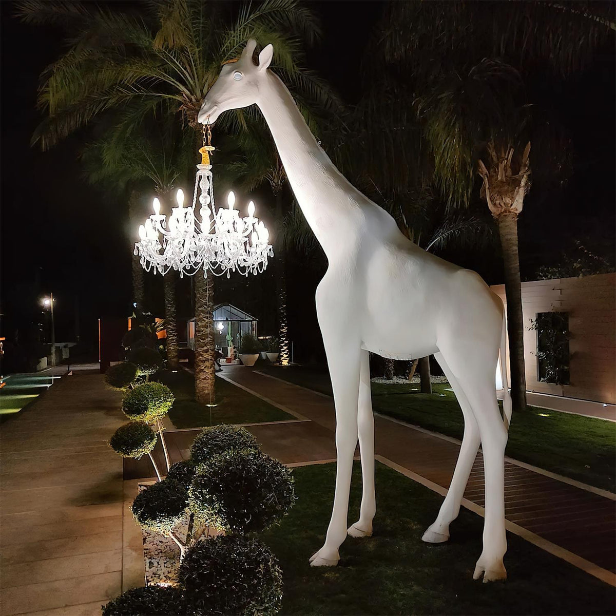 Giraffe Sculpture Metal Floor Lamp — product view 36