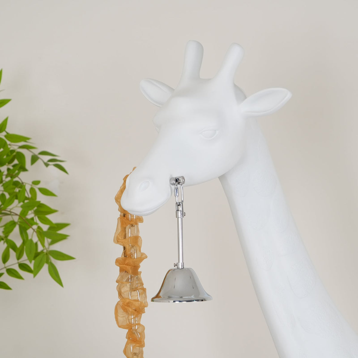 Giraffe Sculpture Metal Floor Lamp — product view 53
