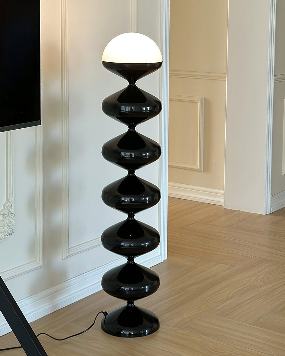 Gourd Metal Floor Lamp — product view 8