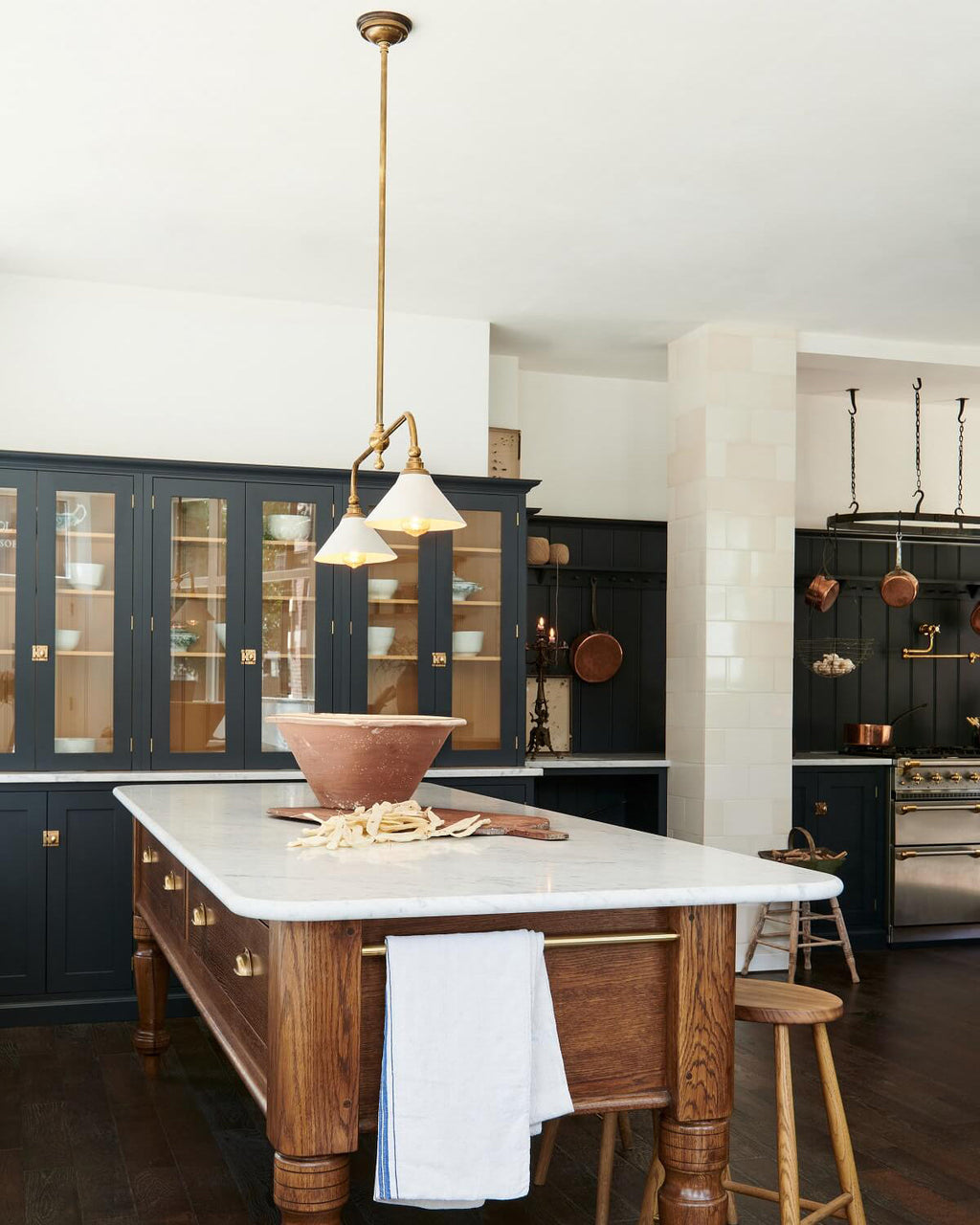 Heirloom Chandelier — product view 2