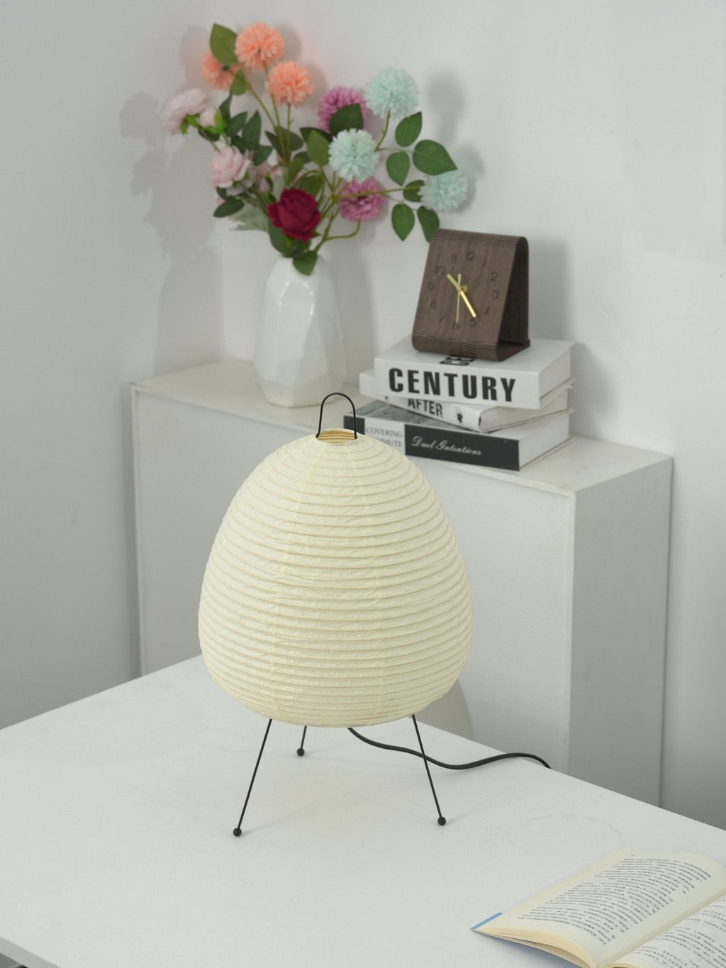 Akari 1A 24A Washi Lantern Table Lamp