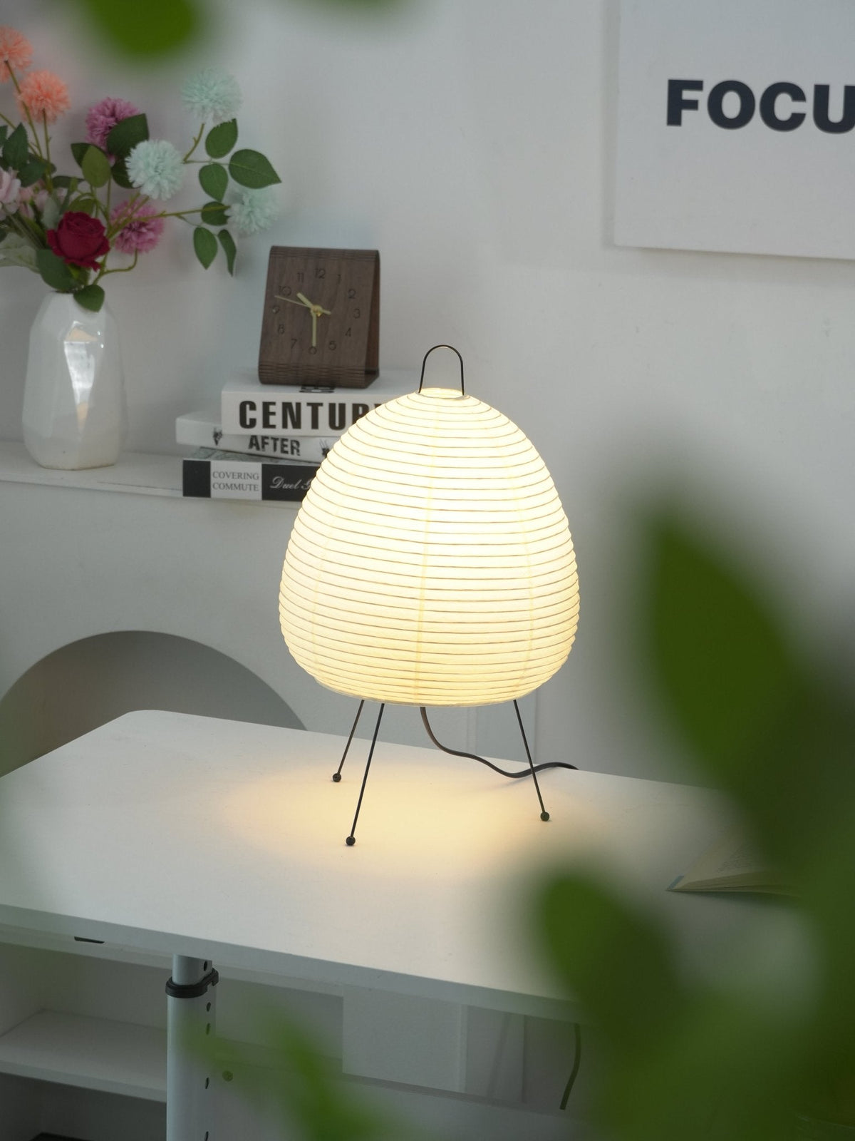 Akari 1A 24A Washi Lantern Table Lamp