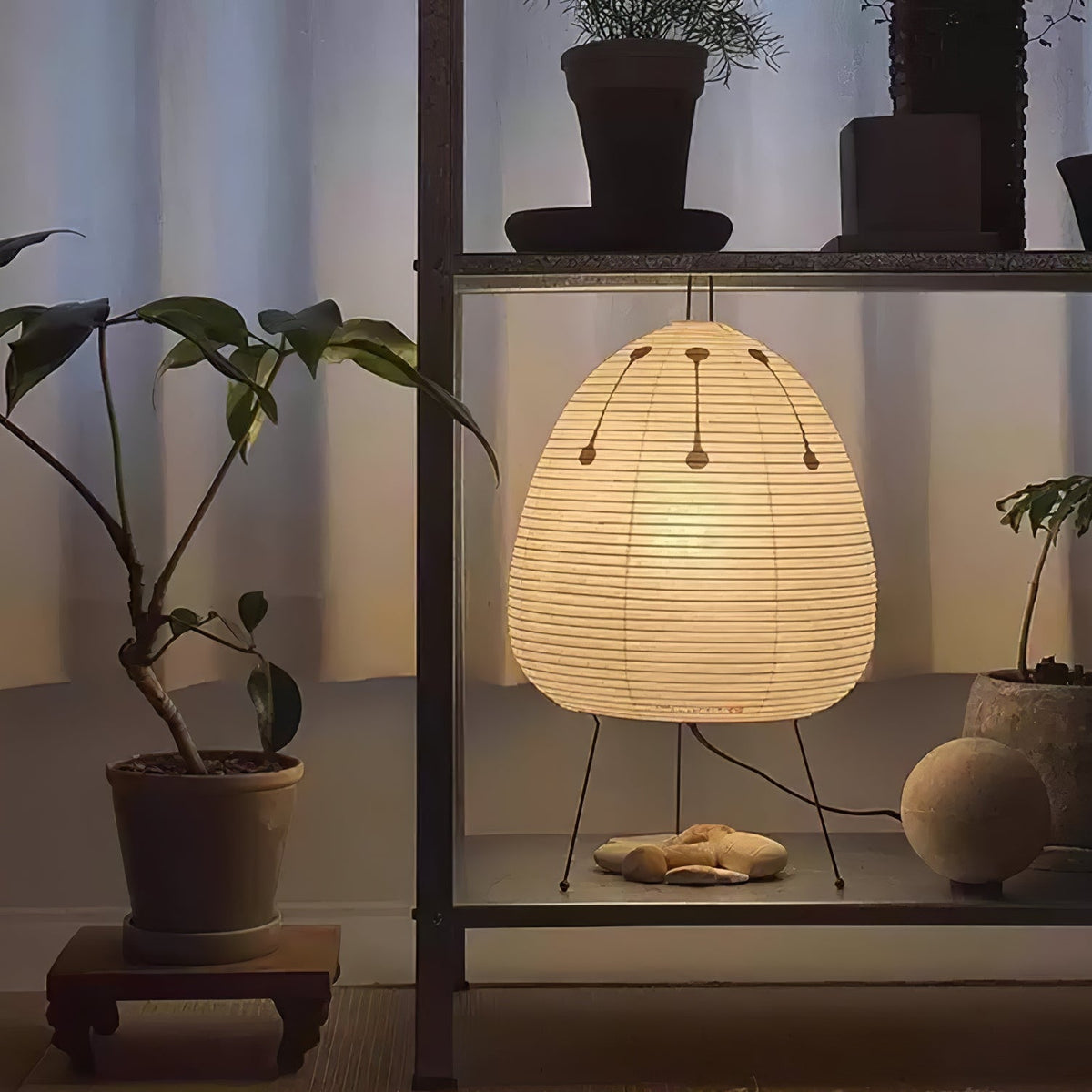 Akari 1A 24A Washi Lantern Table Lamp