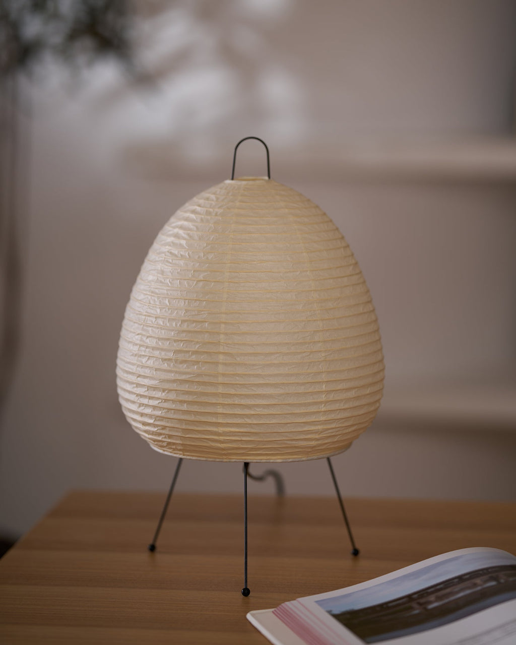 Akari 1A 24A Washi Lantern Table Lamp