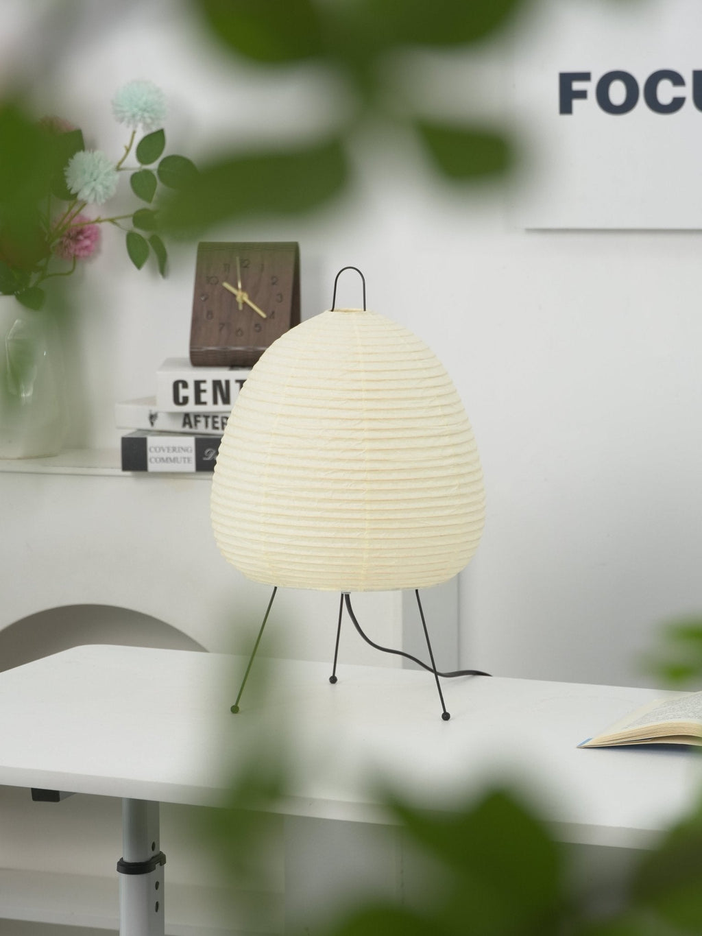 Akari 1A 24A Washi Lantern Table Lamp