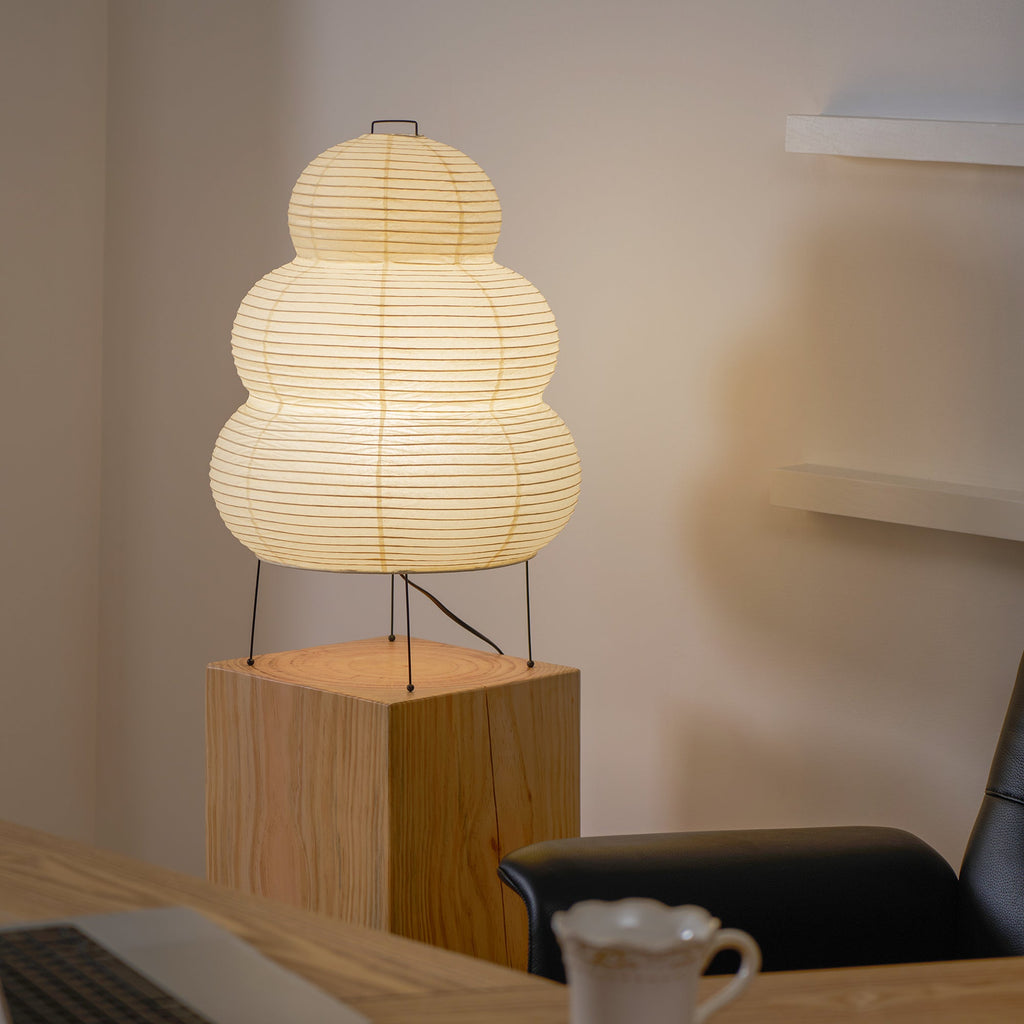 Akari 1A 24A Washi Lantern Table Lamp