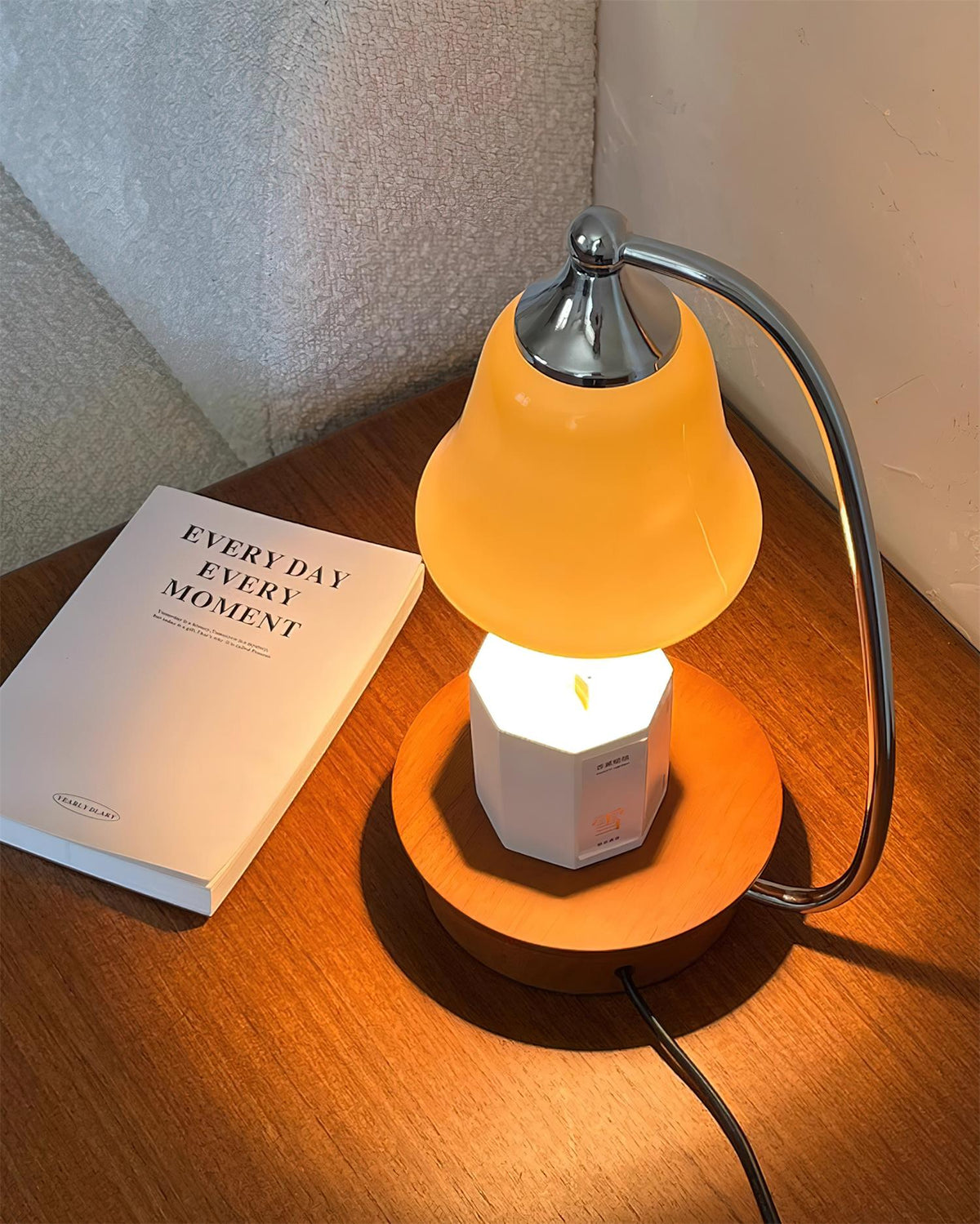 Jaren Candle Warmer Lamp — product view 12
