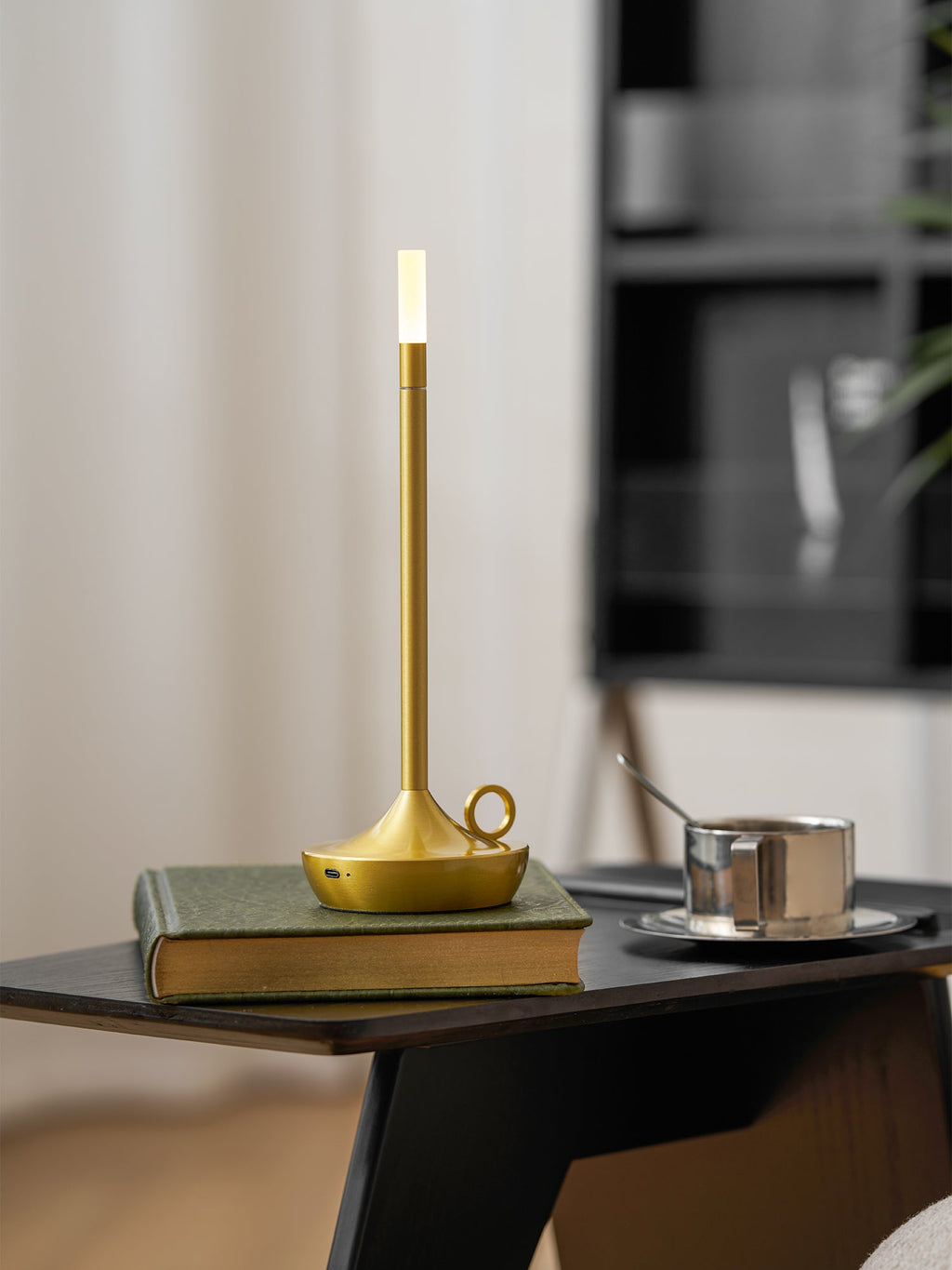 Latin Metal Table Lamp — product view 8