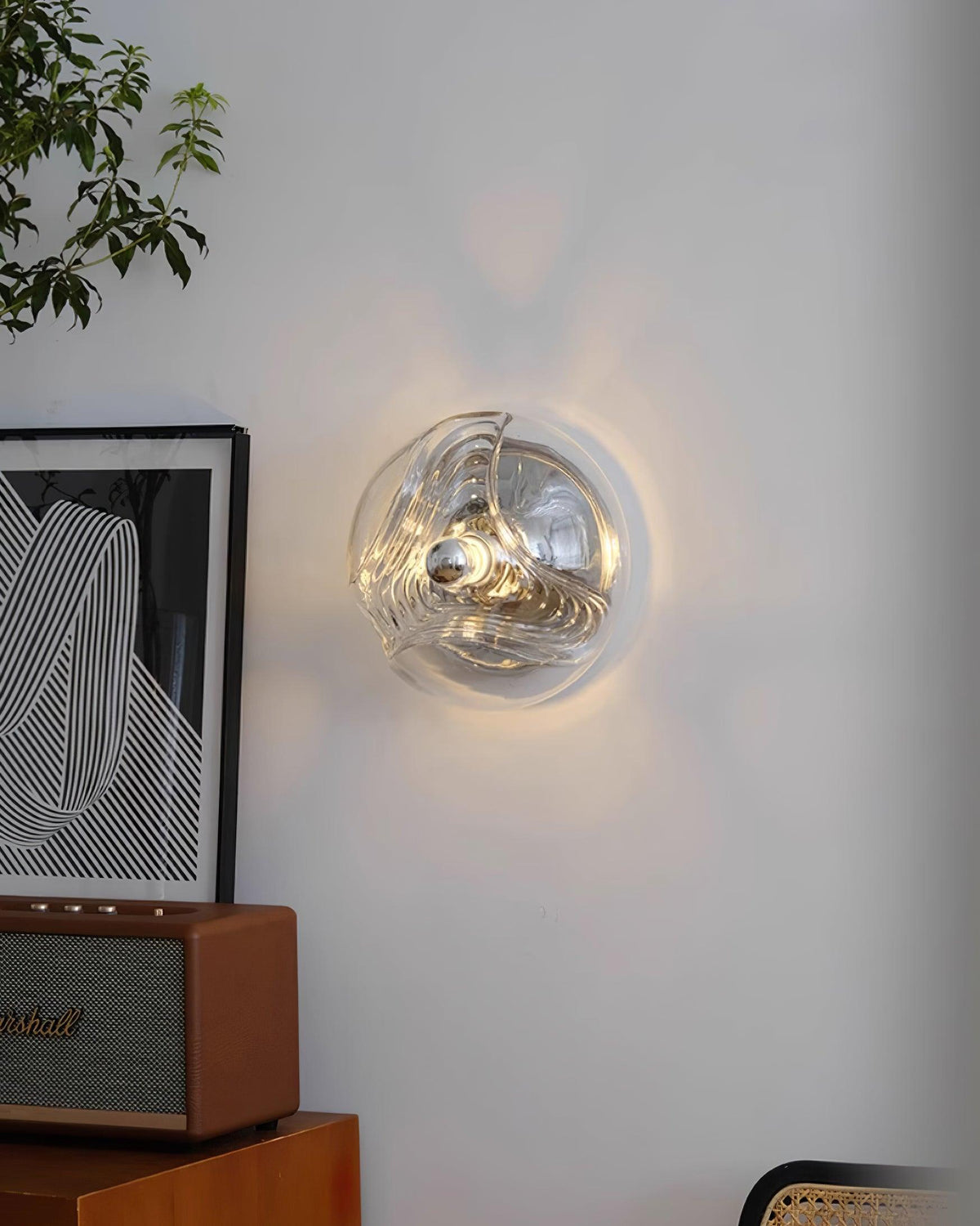 Leisa Glass Wall Lamp — product view 11