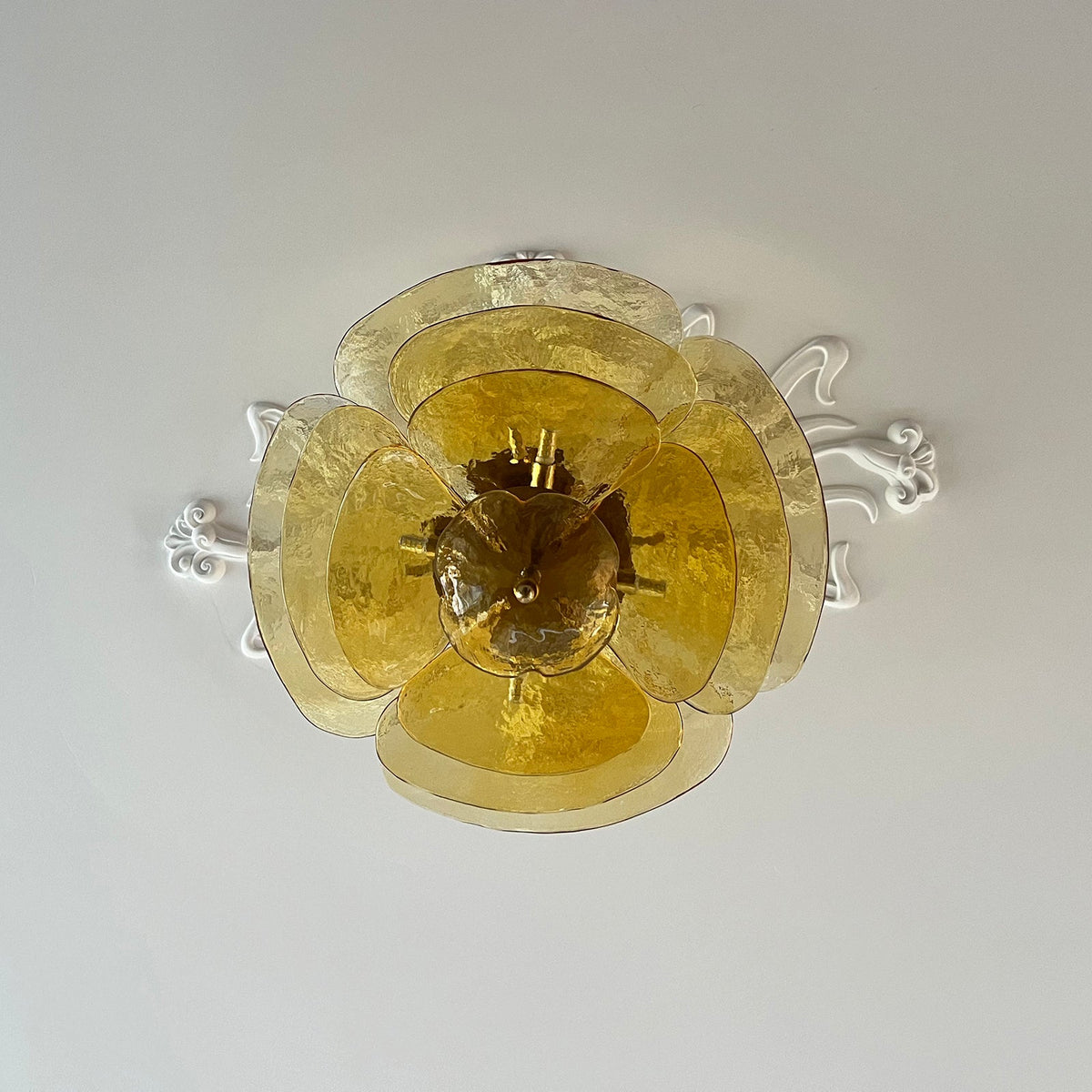 Lilypad Glass Chandelier — product view 3