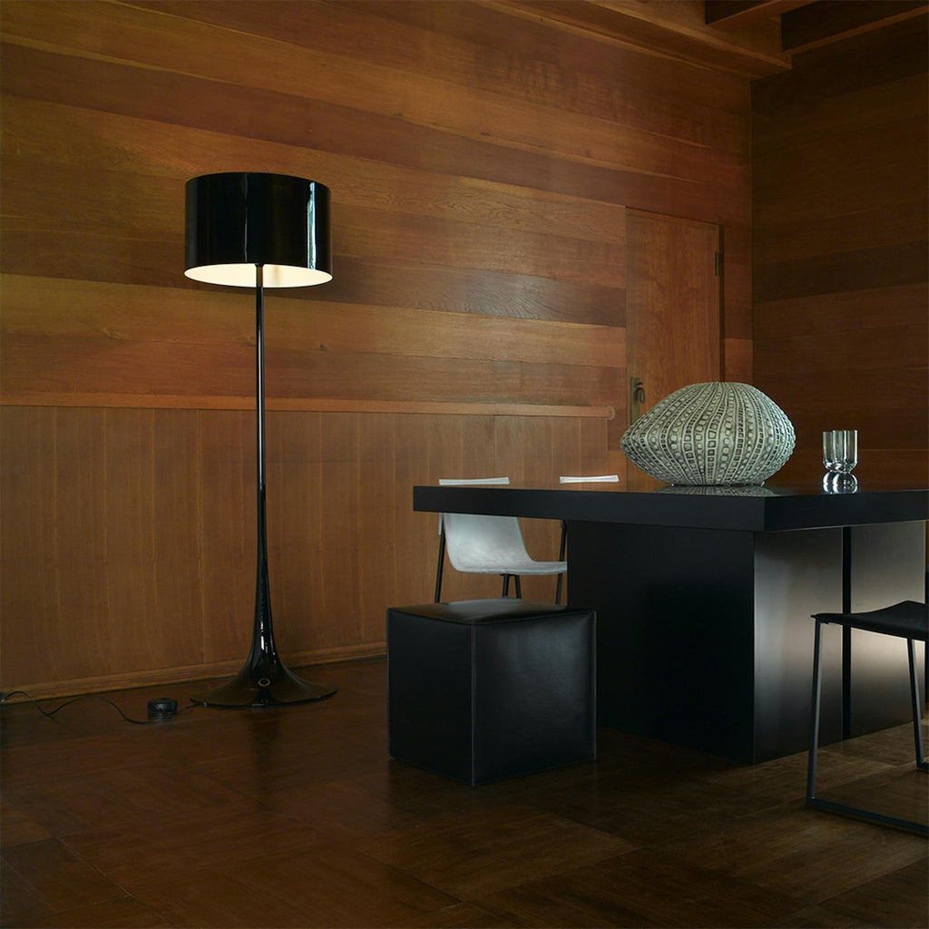 Silhouette Metal Floor Lamp — product view 11