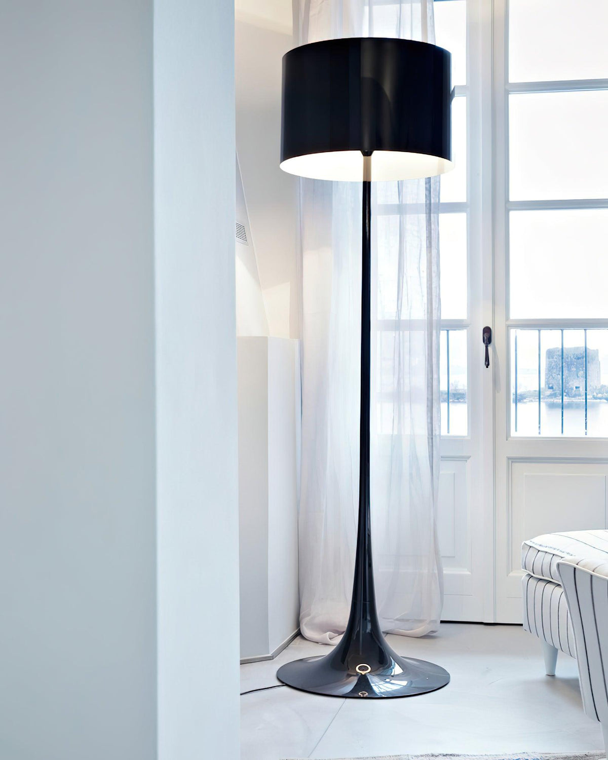 Silhouette Metal Floor Lamp — product view 19