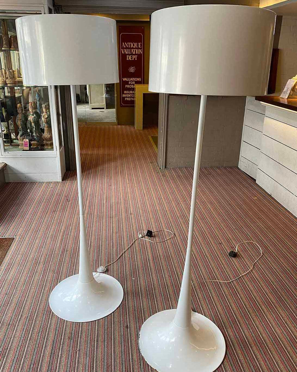 Silhouette Metal Floor Lamp — product view 8