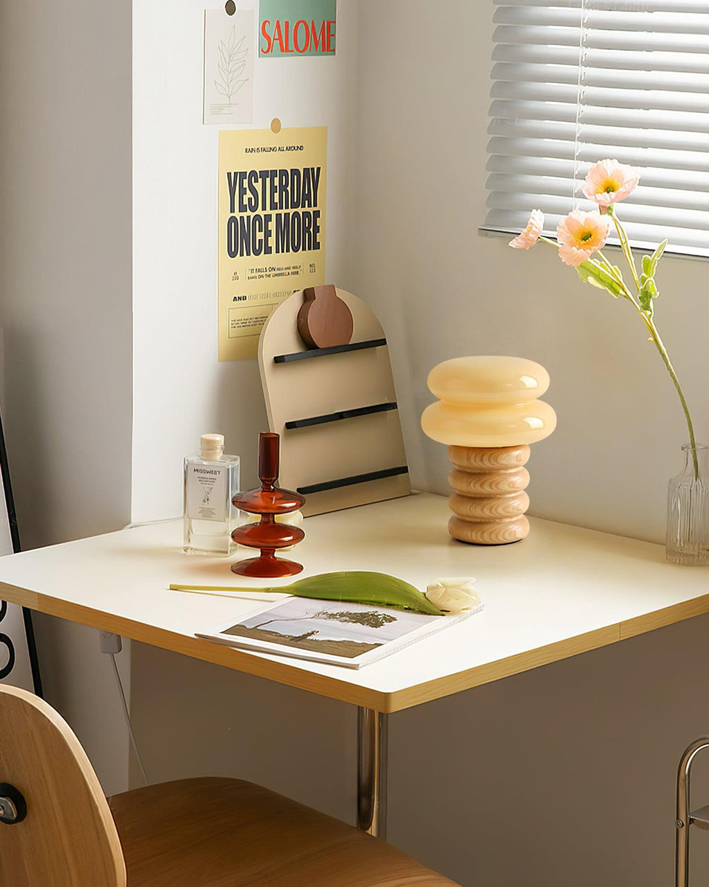 Lumina Glass Table Lamp — product view 15