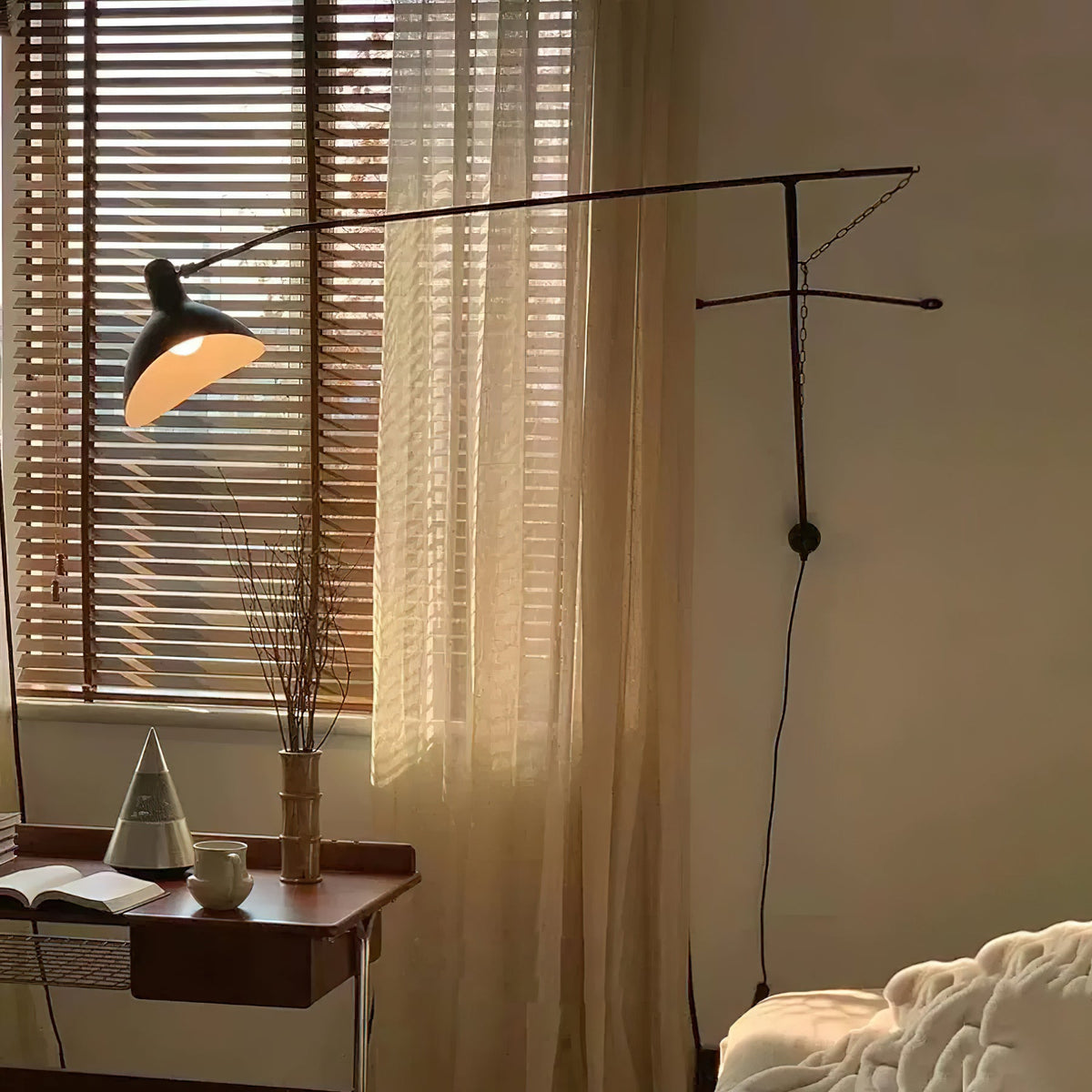 Mantis Black Metal Wall Lamp — product view 7