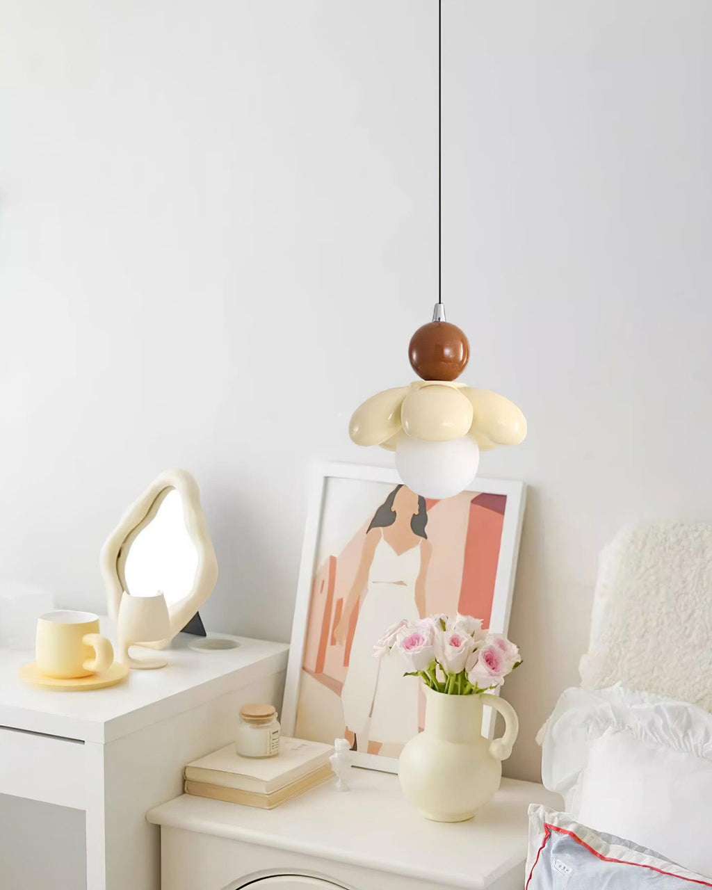 Maru Flower Metal Pendant Lamp — product view 13