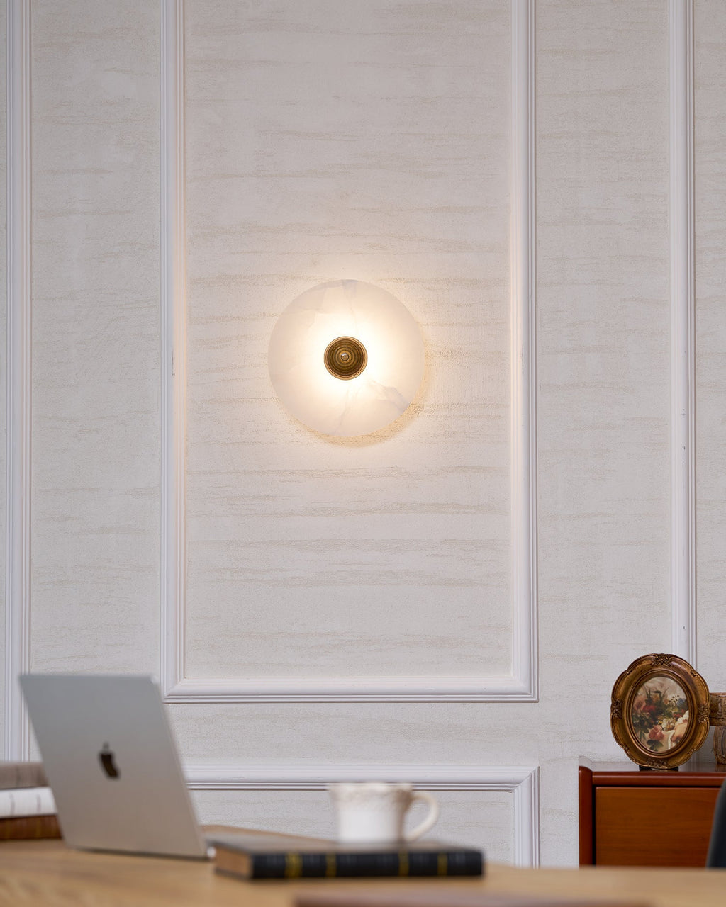 Median Alabaster Sconce