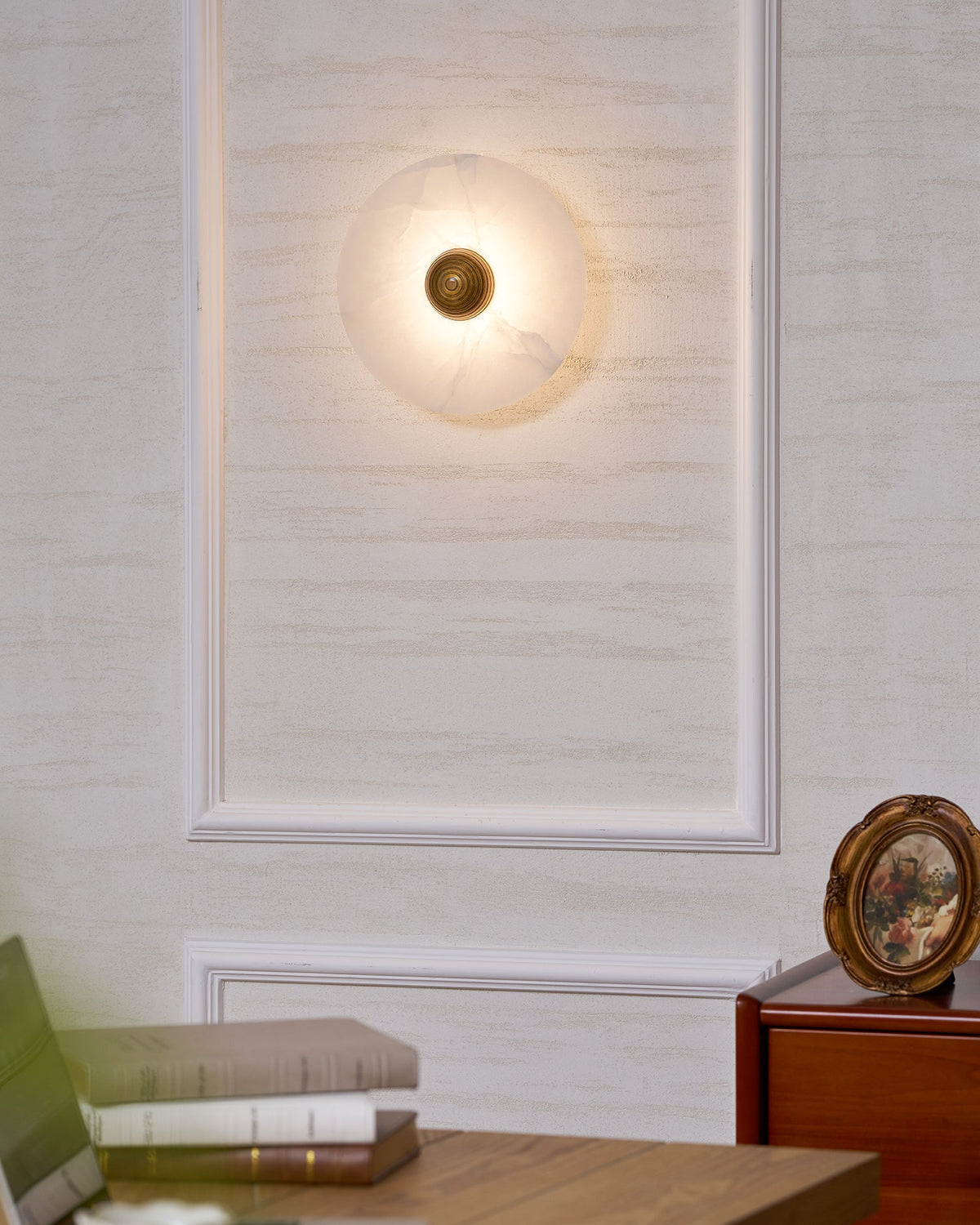 Median Alabaster Sconce